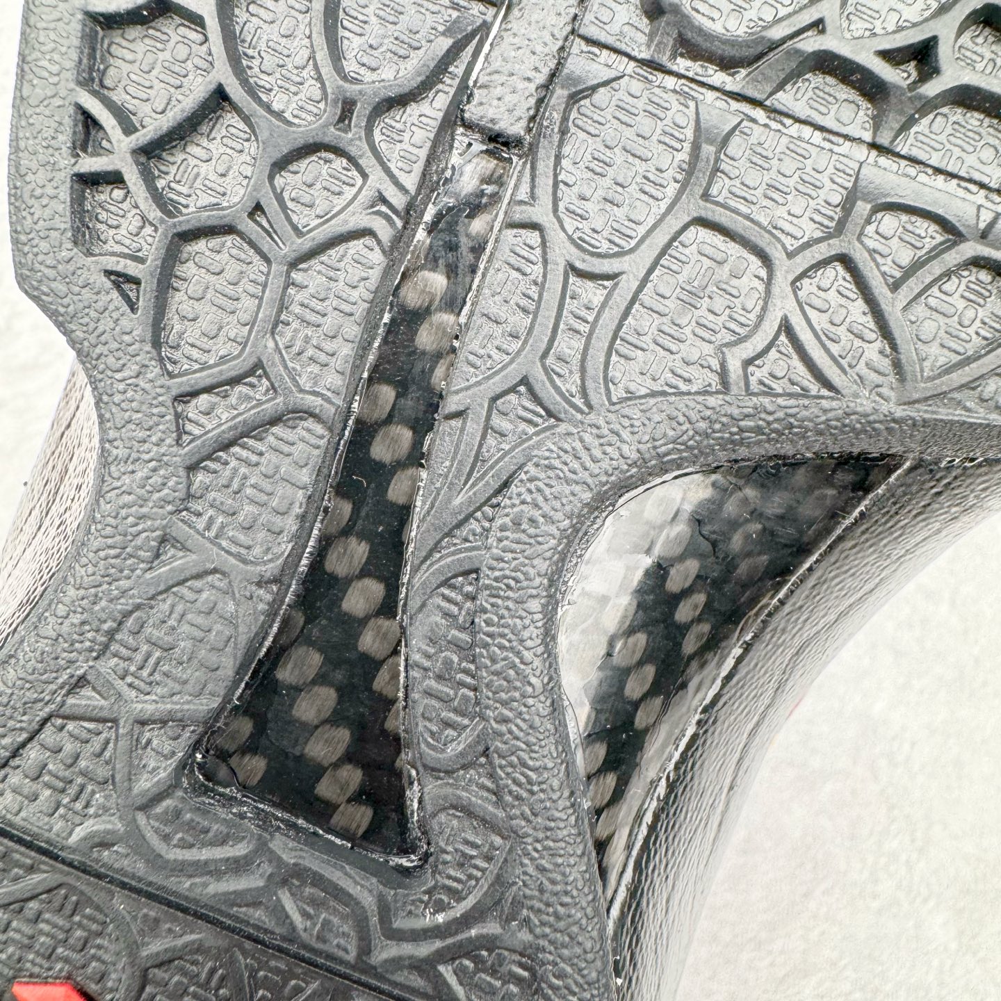 图片[18]-＃纯原 NK Zoom Kobe 6 Protro 科比六代 PE2025-103 圈内顶级批次 完美复刻公司货 前掌超大Zoom Turbo气垫 后掌EVA缓震 真正的原汁原味 还原ZP脚感 全身鞋材卡料色独家定制 唯一正确喷漆工艺Swoosh 正确凹凸蛇鳞工艺 正确鞋面渐变效果 内全置真动飞态线 独立原厂模具 最大尺码达到48.5码 首批不拼图大几率过验 亲测已过 支持各种高强度实战 无需担心 上脚价 补货周期极长 脚宽建议买大半码 科比系列前掌偏窄 不影响二次销售 支持七天无理由退换 尺码：41 42 42.5 43 44 44.5 45 45.5 46 47.5-选品中心