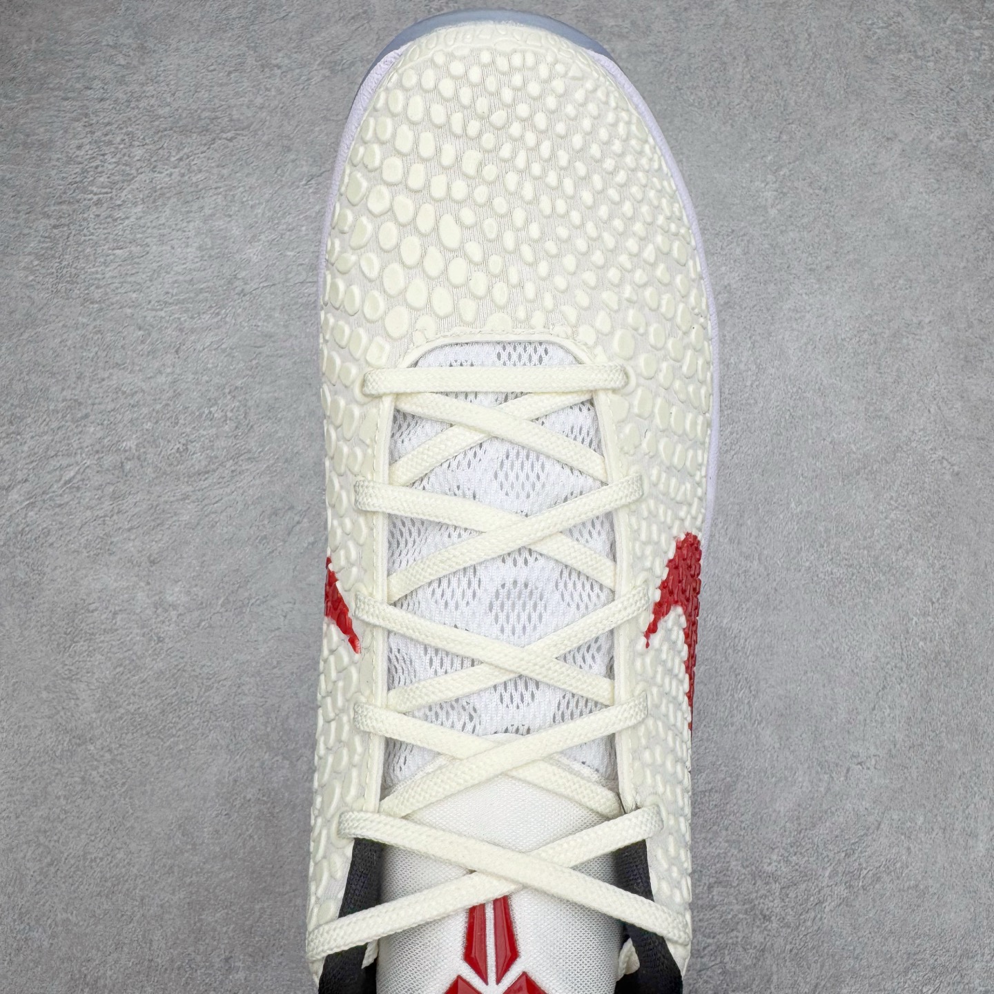 图片[4]-＃纯原 NK Zoom Kobe 6 Protro 科比六代 PE2025-103 圈内顶级批次 完美复刻公司货 前掌超大Zoom Turbo气垫 后掌EVA缓震 真正的原汁原味 还原ZP脚感 全身鞋材卡料色独家定制 唯一正确喷漆工艺Swoosh 正确凹凸蛇鳞工艺 正确鞋面渐变效果 内全置真动飞态线 独立原厂模具 最大尺码达到48.5码 首批不拼图大几率过验 亲测已过 支持各种高强度实战 无需担心 上脚价 补货周期极长 脚宽建议买大半码 科比系列前掌偏窄 不影响二次销售 支持七天无理由退换 尺码：41 42 42.5 43 44 44.5 45 45.5 46 47.5-选品中心