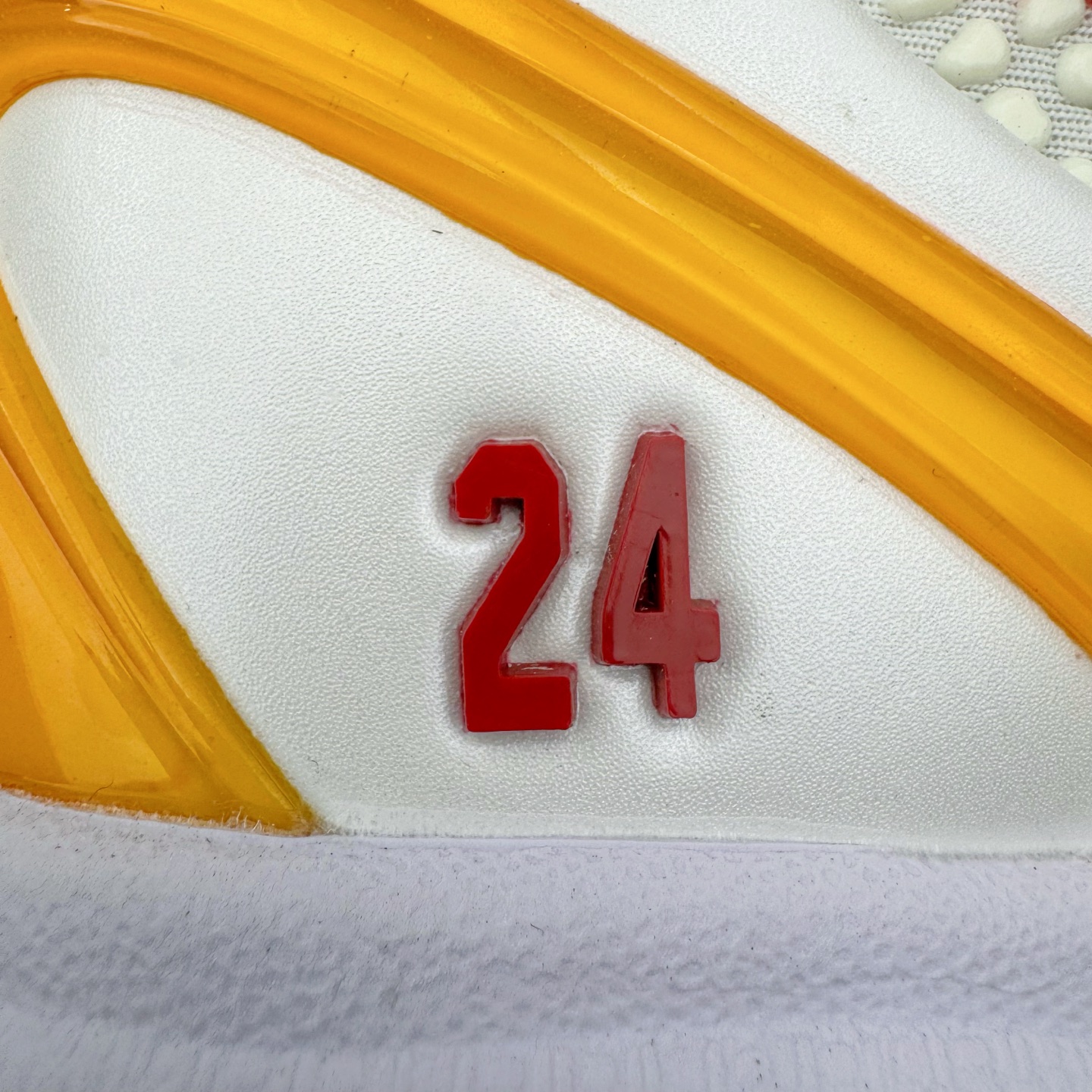 图片[14]-＃纯原 NK Zoom Kobe 6 Protro 科比六代 PE2025-103 圈内顶级批次 完美复刻公司货 前掌超大Zoom Turbo气垫 后掌EVA缓震 真正的原汁原味 还原ZP脚感 全身鞋材卡料色独家定制 唯一正确喷漆工艺Swoosh 正确凹凸蛇鳞工艺 正确鞋面渐变效果 内全置真动飞态线 独立原厂模具 最大尺码达到48.5码 首批不拼图大几率过验 亲测已过 支持各种高强度实战 无需担心 上脚价 补货周期极长 脚宽建议买大半码 科比系列前掌偏窄 不影响二次销售 支持七天无理由退换 尺码：41 42 42.5 43 44 44.5 45 45.5 46 47.5-选品中心