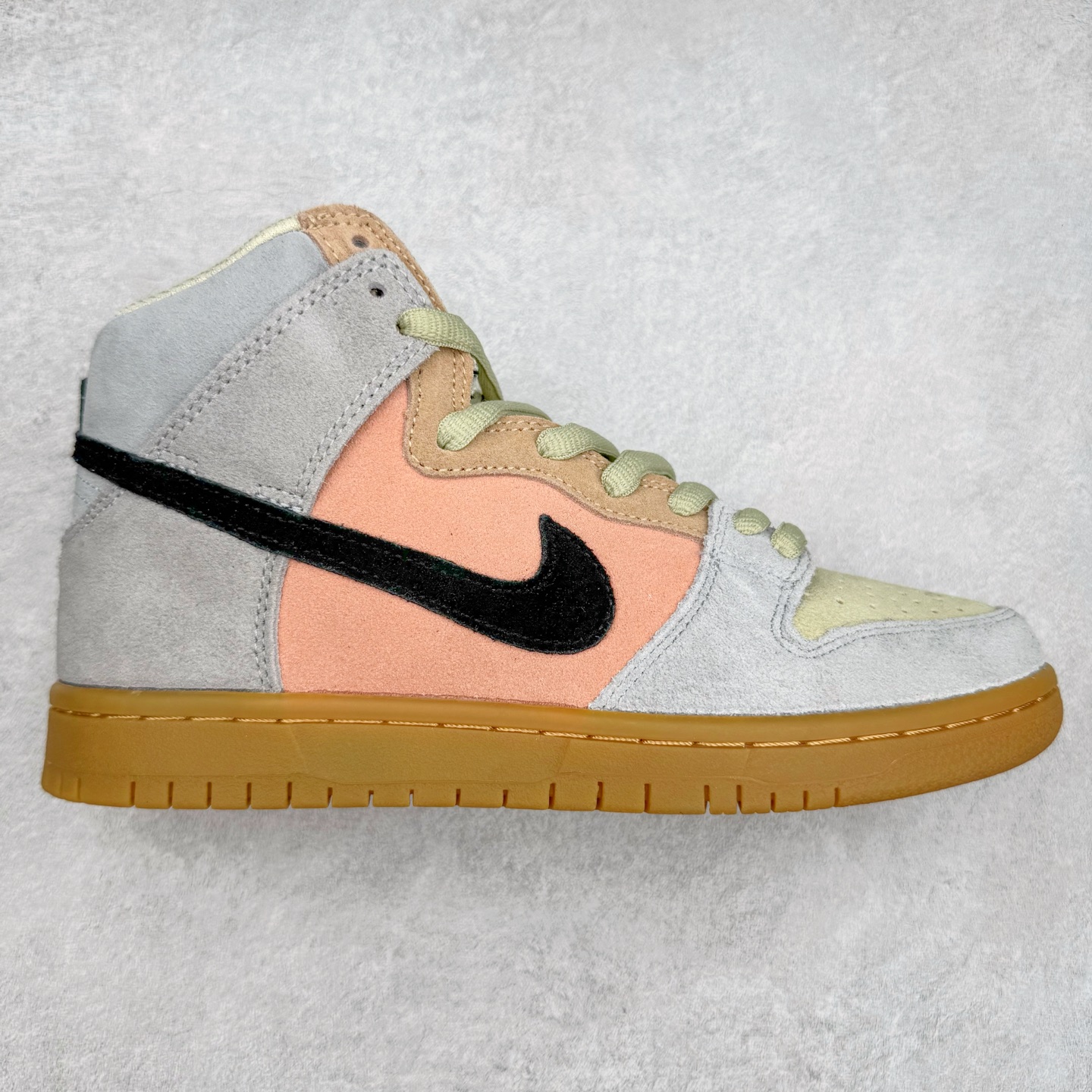 图片[2]-＃纯原特价福利 NK SB Dunk Low 系列 注意价格再次下调 之前3XX的东西 白菜价终极捡漏 全套原楦原模倾力打造完美版型 原厂Sadesa D7 皮料 细纹排气孔完全一致 独家原厂航空铝磨具打磨大底 鞋头坡度极致还原 无解鞋型 原盒原配 圈内天花板工艺 原厂冲刀 超高清洁度 全鞋零毛边皮料切割 采用原厂百宏鞋带以及原厂百宏织唛舌标 内标可供原厂几率过验 原厂中底布点胶 原厂中底布拉帮走线遵循公司 实拍调校N版已经零色差零失真 百分百还原实物色彩所见即所得 不存在货不对板色差等低级问题 选购参考实物拍摄 不混卖不参货 只用心做好货严格选品 承诺混一赔十 尺码：35.5 36 36.5 37.5 38 38.5 39 40 40.5 41 42 42.5 43 44 44.5 45 46-选品中心