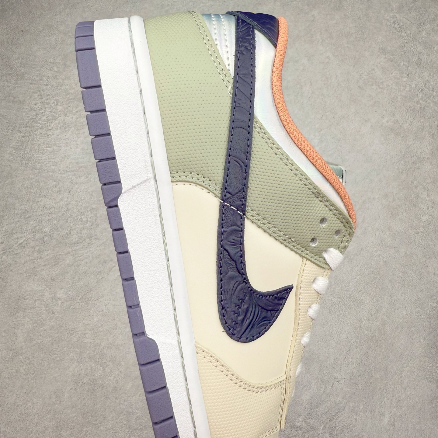 图片[6]-＃F版 NK Dunk Low 白绿紫 HV5750-133 性价比王者 极限压缩利润空间 超乎所想的高性价比 用料绝不含糊 原盒原配 正确耐磨橡胶大底 超高清洁度 全鞋零毛边皮料切割 全套原楦原模倾力打造完美版型 尺码：36 36.5 37.5 38 38.5 39 40 40.5 41 42 42.5 43 44 44.5 45 46 47.5-选品中心