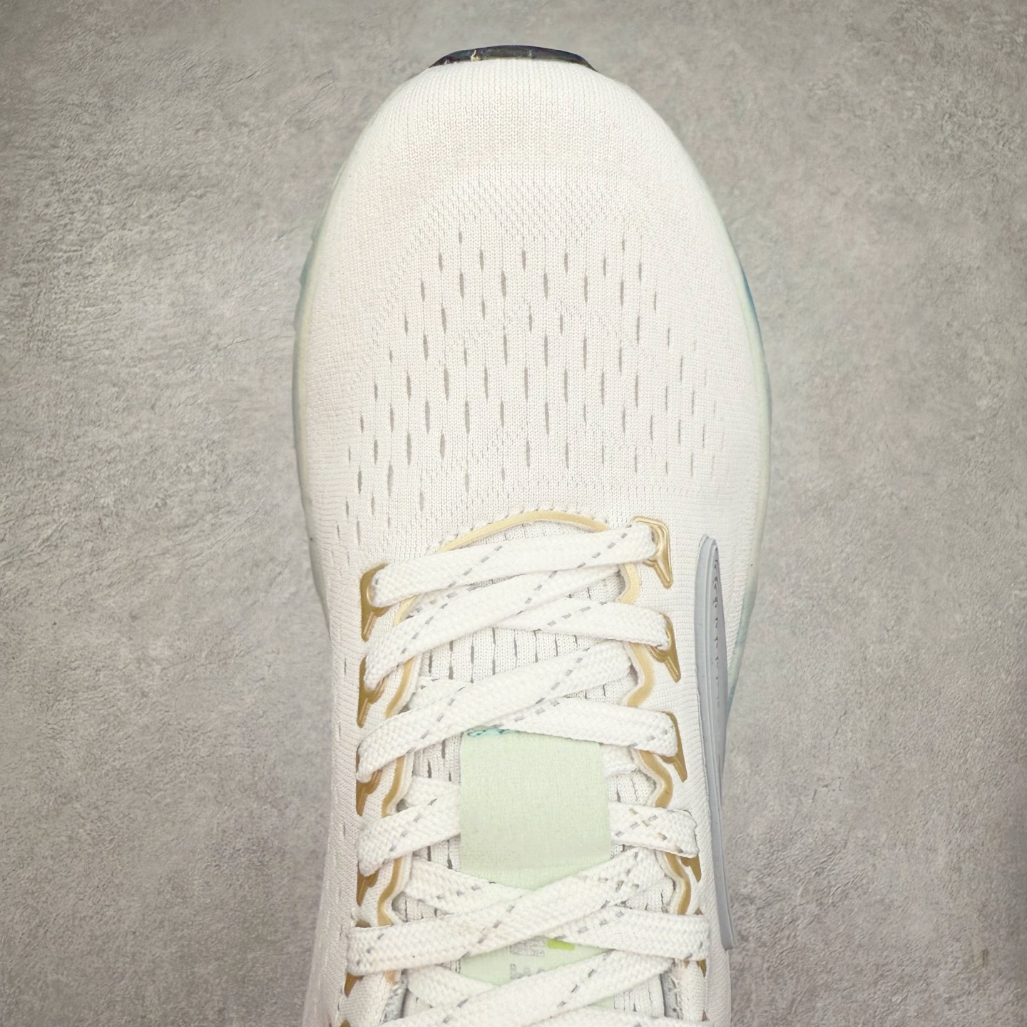 图片[4]-Brooks布鲁克斯 Glycerin max 舒适简约防滑耐磨 低帮跑步鞋 实拍调校N版已经零色差零失真 百分百还原实物色彩所见即所得 不存在货不对板色差等低级问题 选购参考实物拍摄 不混卖不参货 只用心做好货严格选品 承诺混一赔十 尺码：36 36.5 37.5 38 38.5 39 40 40.5 41 42 42.5 43 44 44.5 45-选品中心