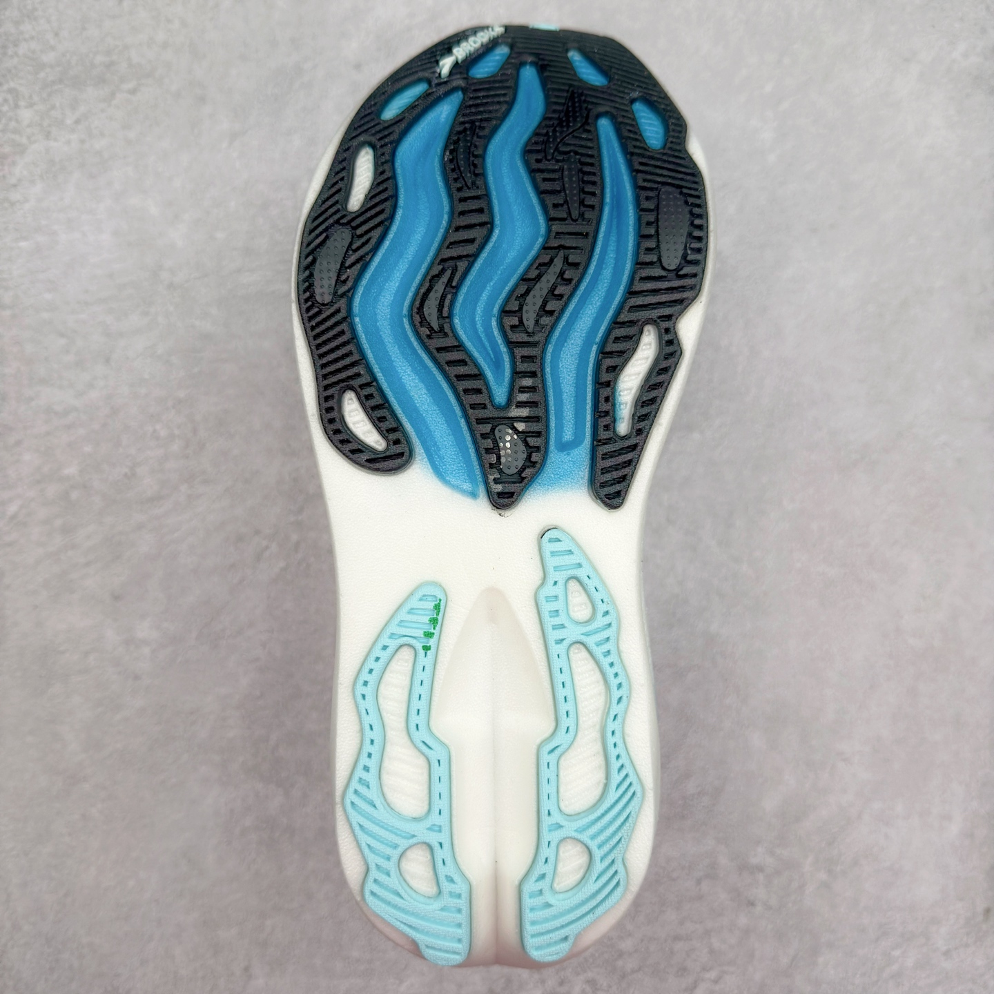 图片[9]-Brooks布鲁克斯 Glycerin max 舒适简约防滑耐磨 低帮跑步鞋 实拍调校N版已经零色差零失真 百分百还原实物色彩所见即所得 不存在货不对板色差等低级问题 选购参考实物拍摄 不混卖不参货 只用心做好货严格选品 承诺混一赔十 尺码：36 36.5 37.5 38 38.5 39 40 40.5 41 42 42.5 43 44 44.5 45-选品中心