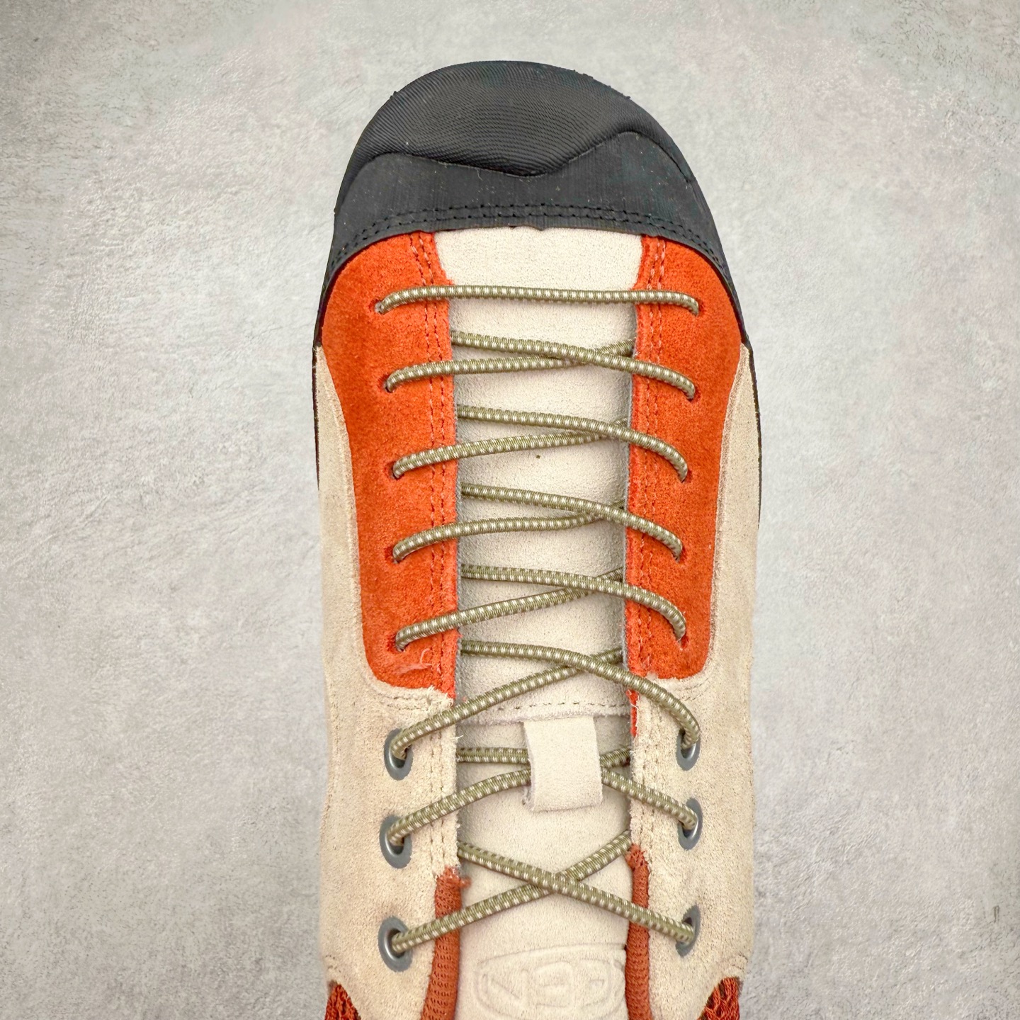 图片[4]-＃福利特价 Keen Jasper Rocks SP 美国人气户外品牌-科恩贾斯珀都市系列复古低帮系带户外风露营徒步登山运动训练鞋 原楦型开发纸版 采用固色翻毛皮鞋面材质 内嵌高密度EVA发泡缓震脚垫 外置一体式包裹防滑防剐蹭耐磨橡胶大底 向经典的90年代致敬 山系神级鞋履 尺码：35.5 36 37 37.5 38 38.5 39 39.5 40 40.5 41 42 42.5 43 44 44.5 45 46-选品中心