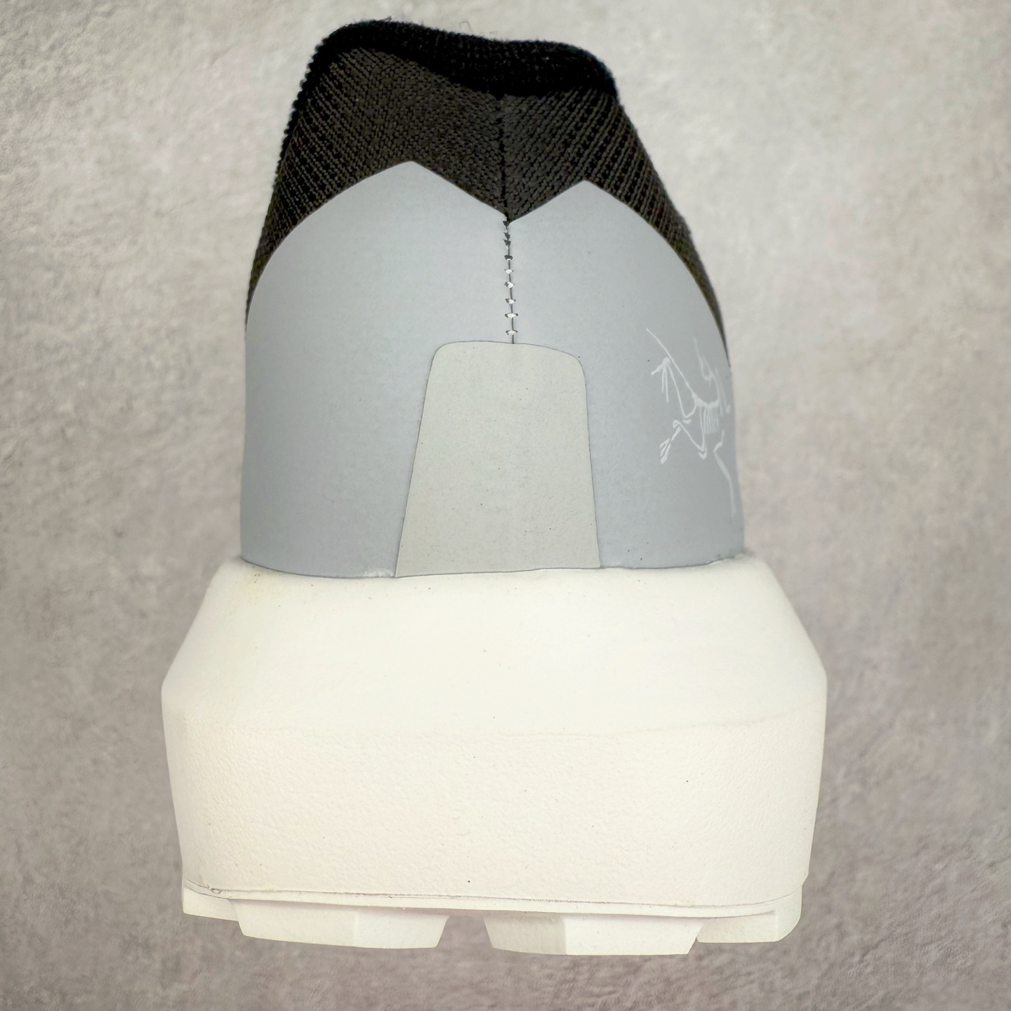 图片[8]-＃HP Arcteryx Norvan LD 4 始祖鸟舒适柔软防滑耐磨低帮越野跑步鞋 Arcteryx中文名始祖鸟 加拿大户外服饰品牌 1989年创立于加拿大温哥华 始祖鸟来自加拿大海岸山脉 植根高山的专业户外品牌 始终秉承对精湛设计和工艺孜孜以求的准则 从1989年创立至今 Arcteryx始终不断在产品设计与做工上不惜工本 以满足始祖鸟的标准 品质、设计以及精简的理念造就了其良好的性能 并能满足严苛环境下的使用需求 尺码：36 37 38 39 40 41 42 43 44-选品中心