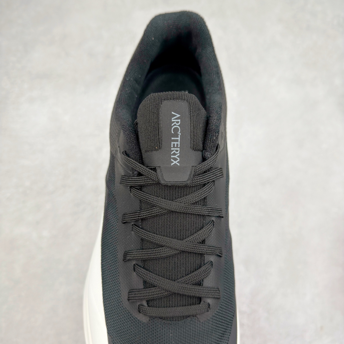 图片[5]-＃HP Arcteryx Norvan LD 4 始祖鸟舒适柔软防滑耐磨低帮越野跑步鞋 Arcteryx中文名始祖鸟 加拿大户外服饰品牌 1989年创立于加拿大温哥华 始祖鸟来自加拿大海岸山脉 植根高山的专业户外品牌 始终秉承对精湛设计和工艺孜孜以求的准则 从1989年创立至今 Arcteryx始终不断在产品设计与做工上不惜工本 以满足始祖鸟的标准 品质、设计以及精简的理念造就了其良好的性能 并能满足严苛环境下的使用需求 尺码：36 37 38 39 40 41 42 43 44-选品中心