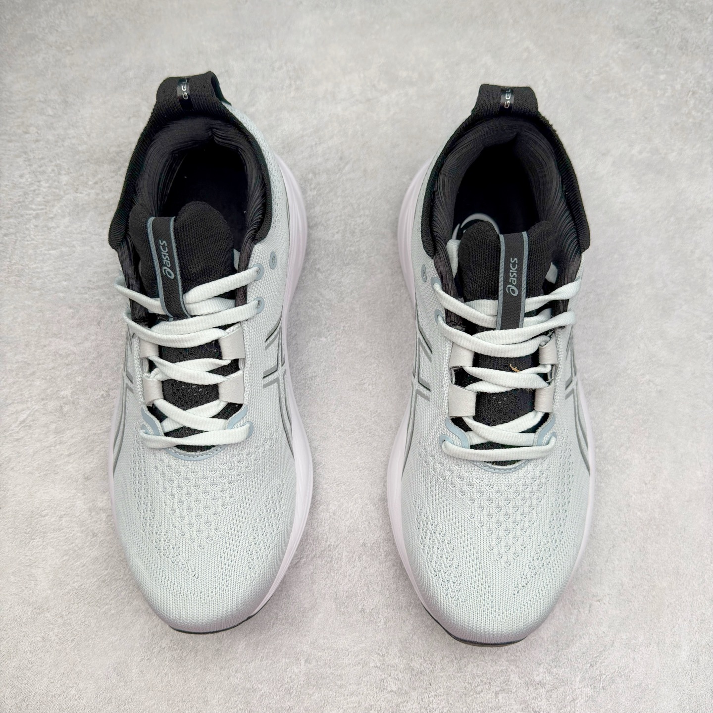 图片[2]-Asics GEL-Nimbus 27 亚瑟士缓震跑鞋 近年复古风潮的势头很旺 ASICS一直坚信保持身体的健康与活力是打造健康快乐的生活方式的最佳途径 ASICS为复古鞋型注入新设计 为玩家的街头穿搭提供了更多可能 GEL-NIMBUSTM9运动鞋最初是为中立和仰卧跑步者设计的长距离训练器 采用原始材料和关键细节重新设计 其Y2K时代的工业外观也被大胆的对比和色块所抵消 尺码：36 36.5 37.5 38 38.5 39 40 40.5 41.5 42 42.5 43.5 44 44.5 45-选品中心