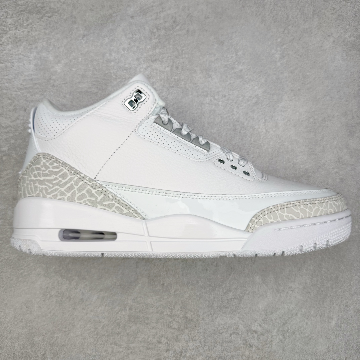 #K版纯原 Air Jordan AJ3 Retro 纯白白猫 CT8532-111 原楦原纸板开发 确保原汁原味 原厂皮料质感色泽绝无偏差 完美中底拉帮 原厂中底钢印 原档案大底 如假白送 大底纹路 气垫通透度PU的回弹性均百分百还原 原厂电绣鞋舌飞人刺绣针数立体讲究精细欢迎对比正品原鞋 尺码:40 40.5 41 42 42.5 43 44 44.5 45 46 47.5-选品中心