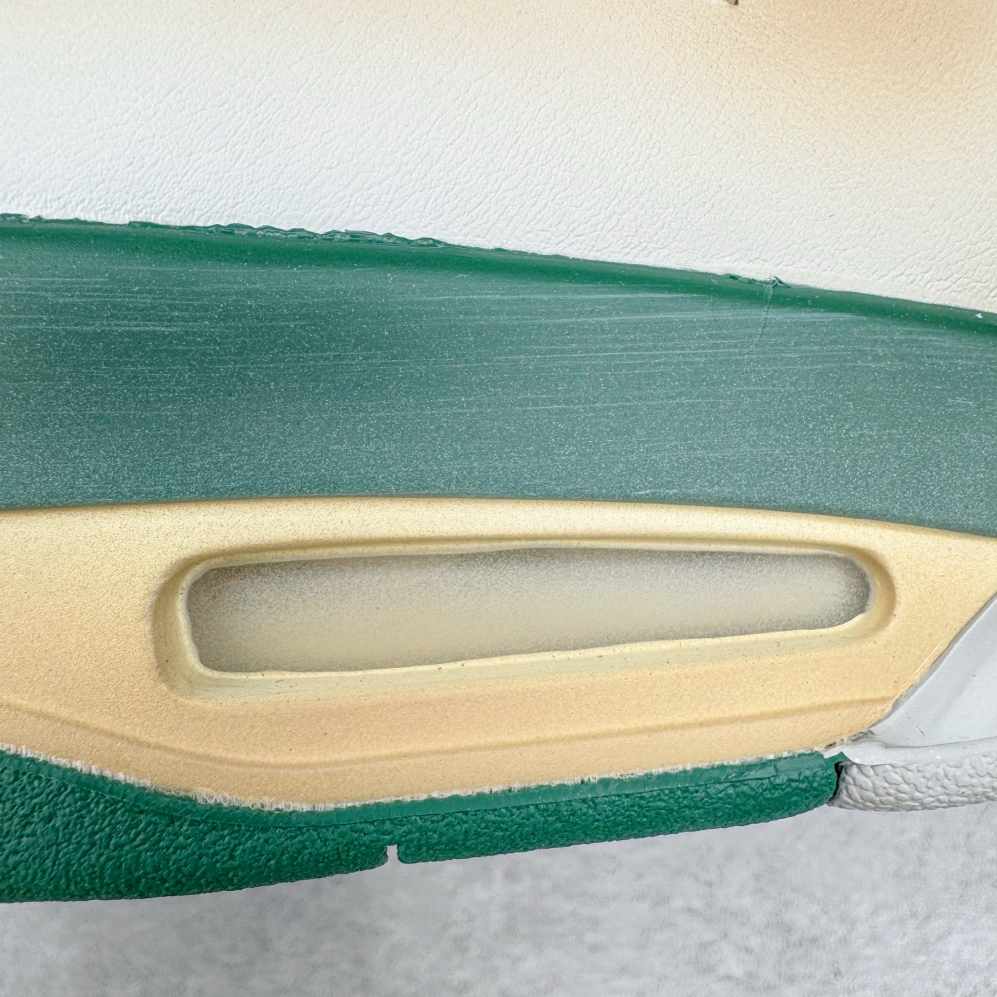 图片[16]-＃TG私人订单 Air Jordan AJ4 Retro 氧化做旧白绿妙蛙种子 DC7770-106 原纸板楦头开发 定制优质皮料 完美鞋型匹配公司货 正确TPU鞋舌锁扣 最新原厂底模 大底卡色咬花完美 鞋柜必备鞋款 终端现货供应 尺码：36 36.5 37.5 38 38.5 39 40 40.5 41 42 42.5 43 44 44.5 45 46 47.5-选品中心