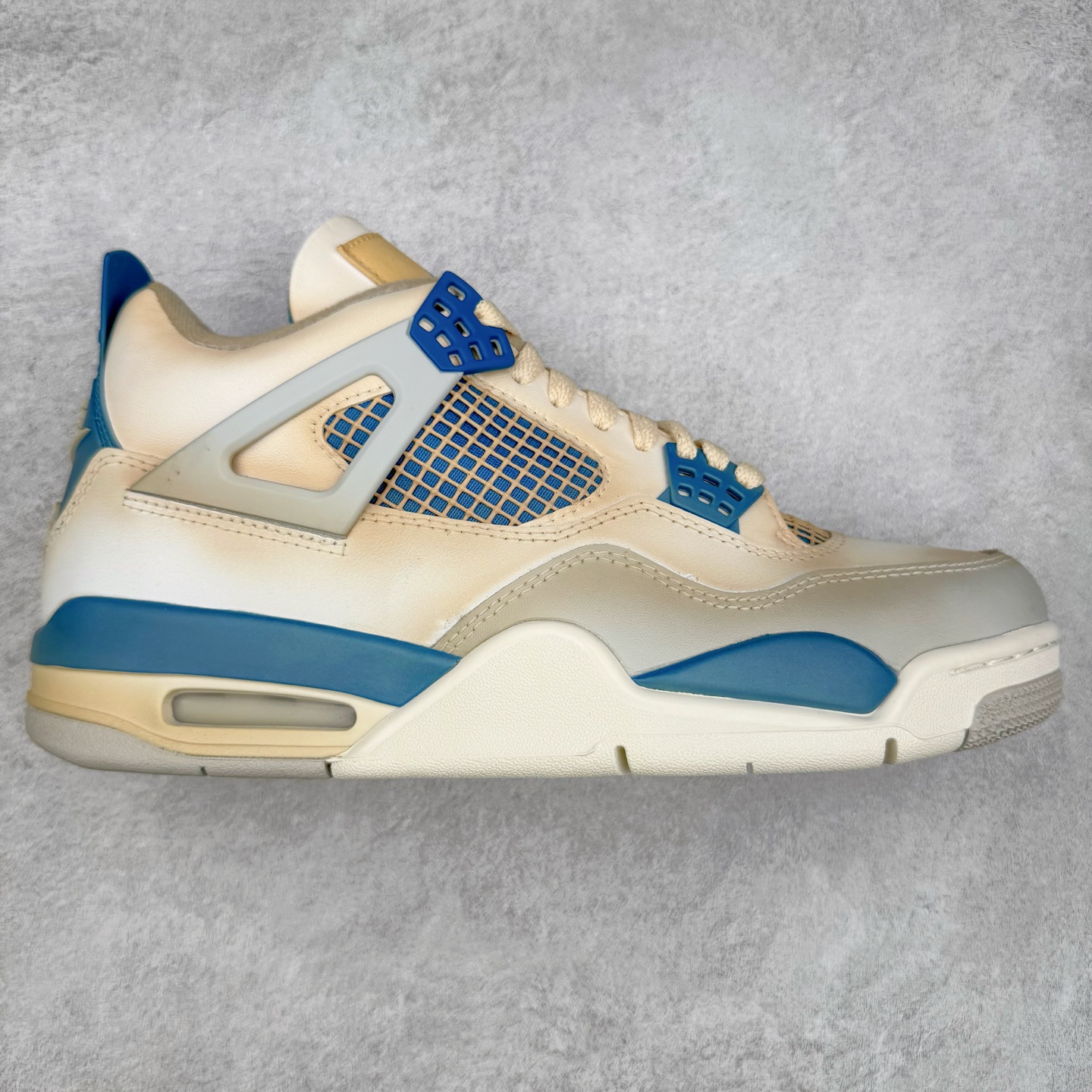#TG私人订单 Air Jordan AJ4 Retro 氧化做旧白蓝 杰尼龟 308497-105 原纸板楦头开发 定制优质皮料 完美鞋型匹配公司货 正确TPU鞋舌锁扣 最新原厂底模 大底卡色咬花完美 鞋柜必备鞋款 终端现货供应 尺码:36 36.5 37.5 38 38.5 39 40 40.5 41 42 42.5 43 44 44.5 45 46 47.5-选品中心