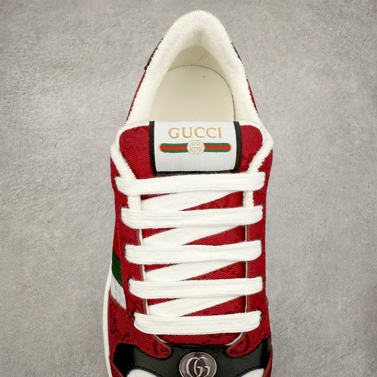 图片[5]-＃纯原 Gucci 古驰 Screener 运动休闲时装奢侈品系列 GG珐琅扣 擦脏做旧小脏鞋 高端零售海淘商家混卖版本 东莞纯原品质 原鞋对照工艺生产 原厂一致色泽度玛瑙珐琅GG扣 原版一致鞋舌鞋带处擦脏工艺 全套原版包装外盒配件 意大利进口磨砂头层牛皮 后跟原版一致哑光丝印烫金字体 后跟和原版一致有随机擦脏擦破皮效果正品每双都会有的工艺（中底内侧松紧带官网一致5465517正品产地编码 全网独家复刻细节 ）同源出厂真丝绸防尘鞋套袋 原装雪梨形超软沙绒纸团，工艺无缝细空胶技术，原版一致私模开发大底 全网独家。文案真实见鞋可对比文案 见鞋可对比正品 完全不吹嘘 全网最好的脏鞋版本 原版官方半码 最大到46 市售最顶级 配色最全版本 尺码：40 40.5 41 41.5 42 42.5 43 43.5 44 45 46-选品中心