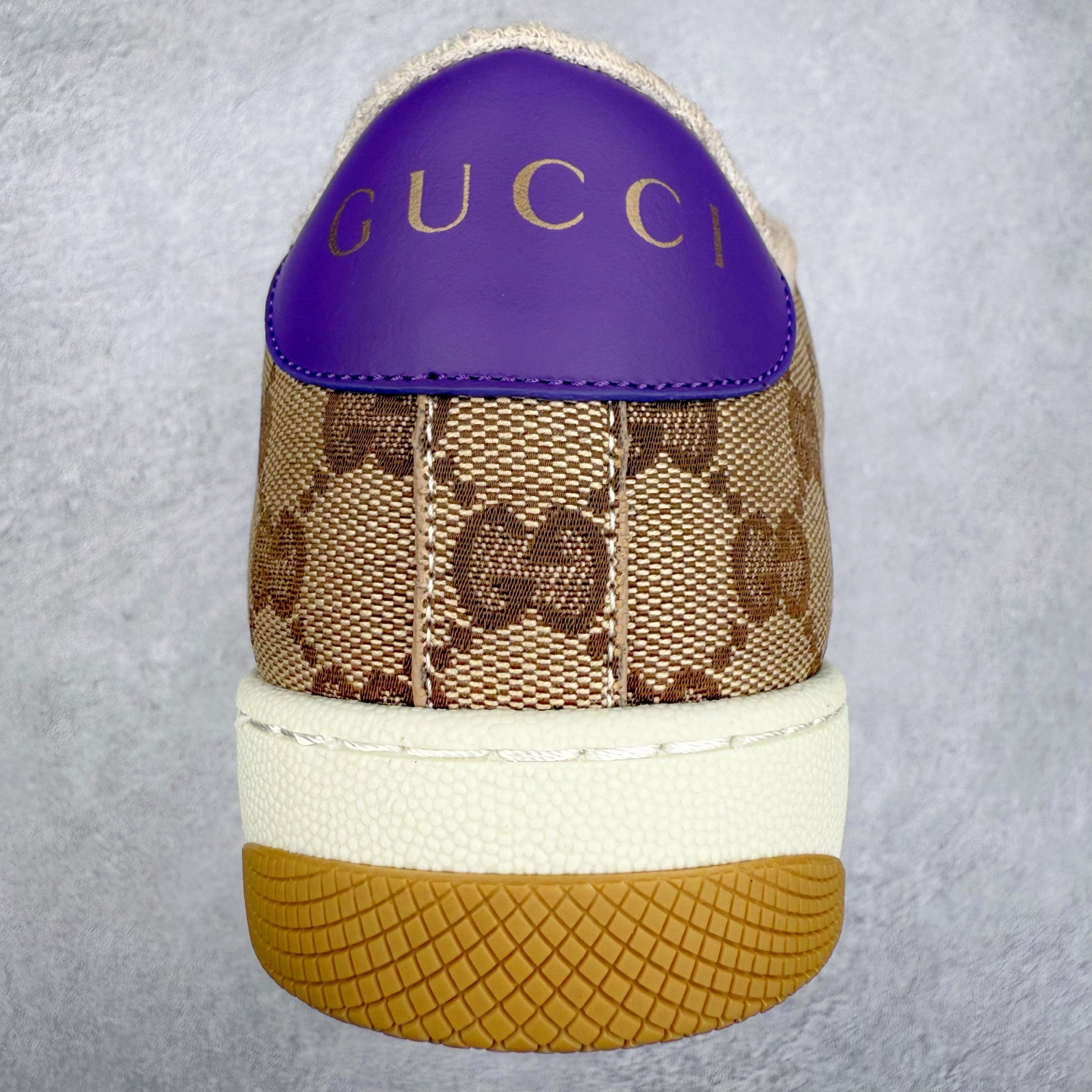 图片[8]-＃纯原 Gucci 古驰 Screener 运动休闲时装奢侈品系列 GG珐琅扣 擦脏做旧小脏鞋 高端零售海淘商家混卖版本 东莞纯原品质 原鞋对照工艺生产 原厂一致色泽度玛瑙珐琅GG扣 原版一致鞋舌鞋带处擦脏工艺 全套原版包装外盒配件 意大利进口磨砂头层牛皮 后跟原版一致哑光丝印烫金字体 后跟和原版一致有随机擦脏擦破皮效果正品每双都会有的工艺（中底内侧松紧带官网一致5465517正品产地编码 全网独家复刻细节 ）同源出厂真丝绸防尘鞋套袋 原装雪梨形超软沙绒纸团，工艺无缝细空胶技术，原版一致私模开发大底 全网独家。文案真实见鞋可对比文案 见鞋可对比正品 完全不吹嘘 全网最好的脏鞋版本 原版官方半码 最大到46 市售最顶级 配色最全版本 尺码：40 40.5 41 41.5 42 42.5 43 43.5 44 45 46-选品中心