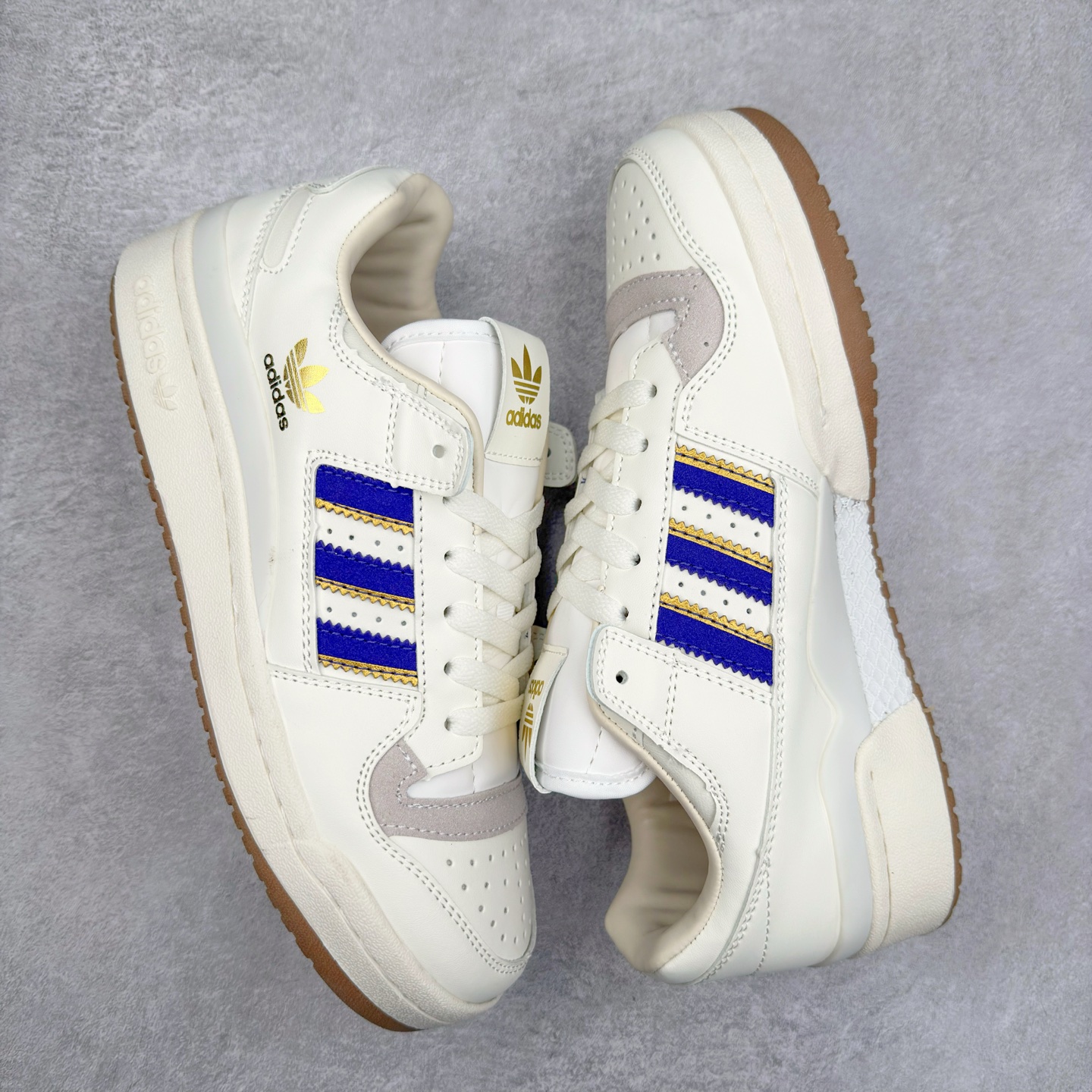 图片[3]-＃特价福利 AD Forum 84 Low OG 低帮百搭潮流休闲运动板鞋 以复古篮球鞋的外形为基础 采用皮革拼接 简约百搭 更加贴合舒适 中底内侧网格造型起到点睛之笔 外底橡胶 更显复古 尺码：36 36.5 37.5 38 38.5 39 40 40.5 41 42 42.5 43 44 44.5 45-选品中心