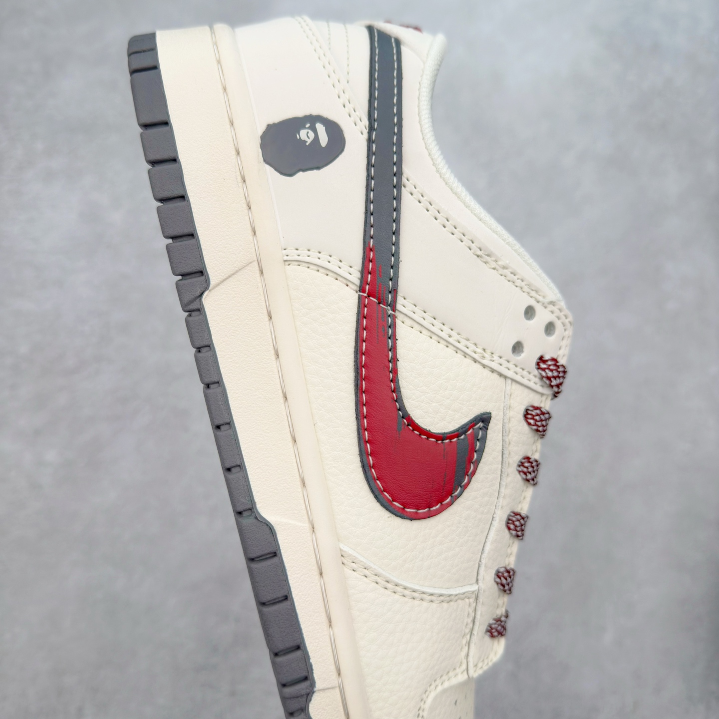 图片[6]-NK Dunk Low 定制配色 JJ2508-561 大厂出品 极力推荐 原装头层材料 独家版型蒸餾加工帶來的是更好的视觉和脚感体验大厂纯原品质出货 清洁度 电绣工艺 皮料切割干净无任何毛边 细节完美 实拍调校N版已经零色差零失真 百分百还原实物色彩所见即所得 不存在货不对板色差等低级问题 选购参考实物拍摄 不混卖不参货 只用心做好货严格选品 承诺混一赔十 尺码：36 36.5 37.5 38 38.5 39 40 40.5 41 42 42.5 43 44 44.5 45-选品中心