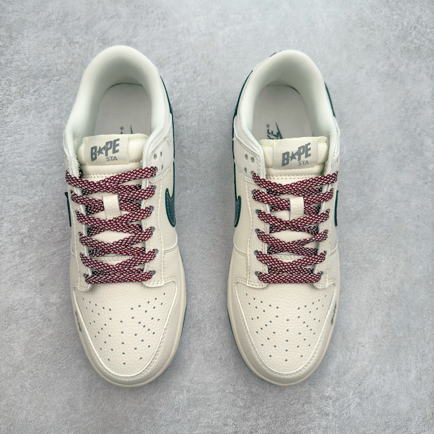 图片[2]-NK Dunk Low 定制配色 JJ2508-561 大厂出品 极力推荐 原装头层材料 独家版型蒸餾加工帶來的是更好的视觉和脚感体验大厂纯原品质出货 清洁度 电绣工艺 皮料切割干净无任何毛边 细节完美 实拍调校N版已经零色差零失真 百分百还原实物色彩所见即所得 不存在货不对板色差等低级问题 选购参考实物拍摄 不混卖不参货 只用心做好货严格选品 承诺混一赔十 尺码：36 36.5 37.5 38 38.5 39 40 40.5 41 42 42.5 43 44 44.5 45-选品中心