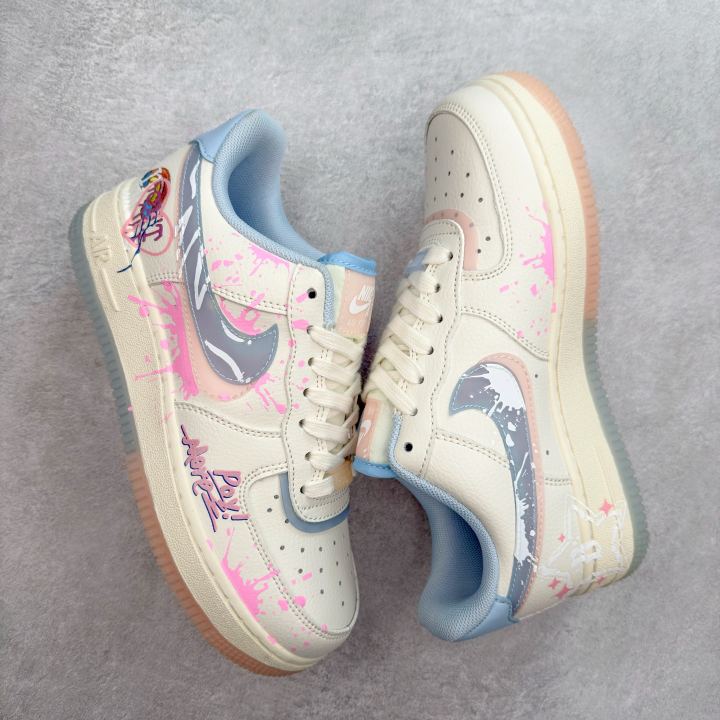 图片[3]-NK Air Force 1´07 Low 空军一号低帮百搭休闲运动板鞋 CW1574-058 柔软、弹性十足的缓震性能和出色的中底设计 横跨复古与现代的外型结合 造就出风靡全球 三十多年的Force 1 直到今天还深受青睐 实拍调校N版已经零色差零失真 百分百还原实物色彩所见即所得 不存在货不对板色差等低级问题 选购参考实物拍摄 不混卖不参货 只用心做好货严格选品 承诺混一赔十 尺码：36 36.5 37.5 38 38.5 39 40 40.5 41 42 42.5 43 44 44.5 45-选品中心
