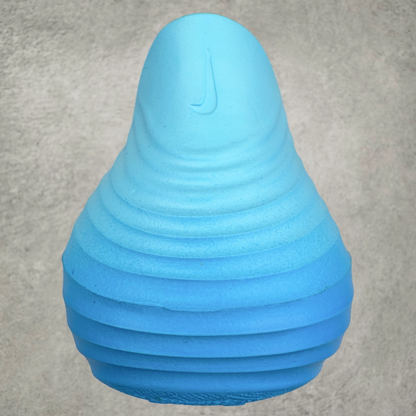 图片[8]-NK ReactX Rejuven8 简约舒适百搭洞洞鞋 从名字就能看出，这款鞋搭载了React X缓震科技，保证了舒适的脚感和轻盈的穿着体验。设计上，这双鞋采用了近几年非常流行的洞洞鞋风格，但特别之处在于加入了波浪纹路细节，让整个鞋型看起来更有立体感，视觉上也增添了几分现代感。尺码：36 36.5 37.5 38 38.5 39 40 40.5 41 42 42.5 43 44 44.5 45-选品中心