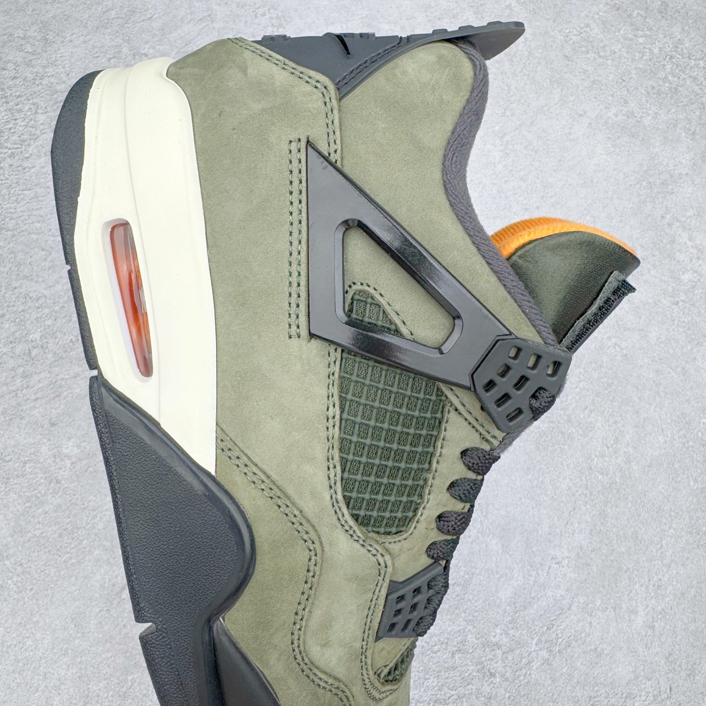 图片[6]-＃K版纯原 UNDEFEATED x Air Jordan AJ4 联名 绿黑 IB1519-200 全新升级改良 原鞋原楦原纸板同源开发 完美呈现乔4的版型 内侧正确双色网格 还原细节 原厂皮料 正确气垫颜色 正确网格工艺 正确拉帮工艺 全鞋原装材料制作 原档案原模具打造 支持全方位与正品对比 尺码：40 40.5 41 42 42.5 43 44 44.5 45 46 47.5-选品中心