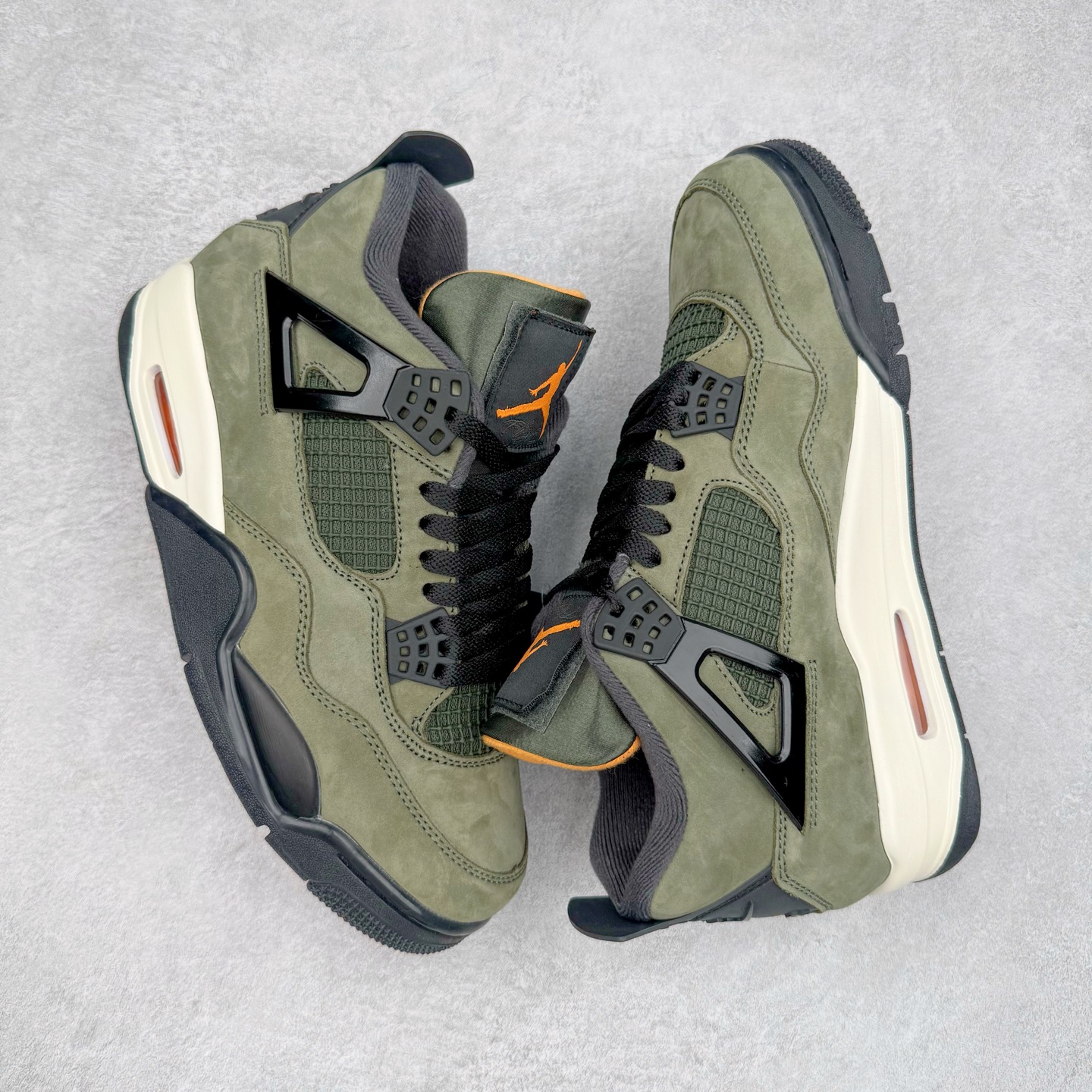 图片[3]-＃K版纯原 UNDEFEATED x Air Jordan AJ4 联名 绿黑 IB1519-200 全新升级改良 原鞋原楦原纸板同源开发 完美呈现乔4的版型 内侧正确双色网格 还原细节 原厂皮料 正确气垫颜色 正确网格工艺 正确拉帮工艺 全鞋原装材料制作 原档案原模具打造 支持全方位与正品对比 尺码：40 40.5 41 42 42.5 43 44 44.5 45 46 47.5-选品中心