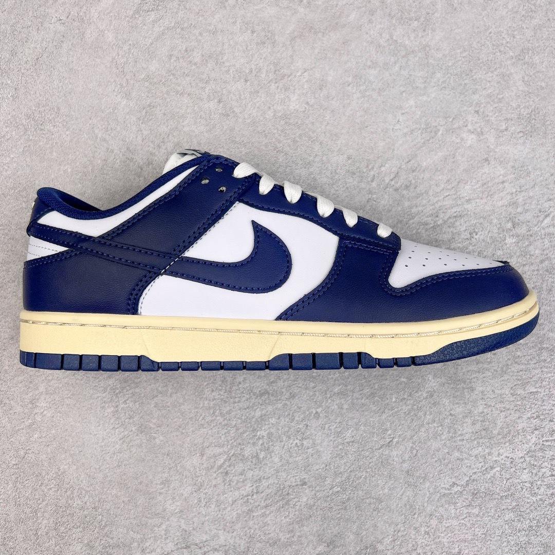 图片[3]-＃KZ神版 NK Dunk Low 毫无疑问市场中端王者 全码福利开炸 长期补货价格一步到位 毫无疑问市场中端王者 实力大厂出品 新配色陆续开发 利润个位数只为口碑 全套原纸板楦头开发 确保原汁原味 完美呈现DUNK版型 一比一鞋头弧度高度鞋身弧度 此版本只针对中端市场 皮料材质有所更替 其他数据细节工艺流程均保持一致 绝不口嗨 细节品控鞋型随意对比 独家私模官方第六代原厂航空铝磨具打磨大底 鞋头坡度极致还原 无解鞋型 原盒原配 圈内天花板工艺 原厂玻璃冲刀 超高清洁度 全鞋零毛边皮料切割 原厂中底布点胶 中底布拉帮走线遵循公司 尺码：36 36.5 37.5 38 38.5 39 40 40.5 41 42 42.5 43 44 44.5 45 46 47.5 48.5-选品中心