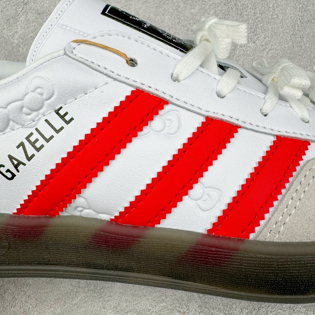 图片[20]-＃KZ神版 AD Original Gazelle Indoor Trainers 瞪羚室内鞋系列低帮复古百搭休闲运动德训风板鞋 II0013 独家前帮工艺加持 全套原纸板楦头开发 每道工序同步公司流程 确保原汁原味 完美呈现原鞋版型 原厂高频磨具加持 精准内部资源对接 Logo字体百分百还原 原厂特供纳米纤维板 区别市面劣质纸板中底 原厂海玻璃鞋垫 中置乳胶足弓支撑垫 正确3/2横条宽版背胶 一比一鞋头弧度高度鞋身弧度 烫金亮度高频深浅同步原鞋 独家私模最大47.5 半透明橡胶大底 原厂定制长毛翻毛皮组合环保纤维革鞋面 原厂港宝加持定型后跟R度完美 原厂高频磨具加持 Logo字体 凹凸明显 轮廓分明 描漆定位精准 三道杠为尖角45°锯齿状 高频立体感很强 区别圆形锯齿 已最大程度还原公司 欢迎对比 将复古进行到底 简约流畅 三十年不变经典 这款Gazelle运动鞋 无论面料、配色、质感或设计 都只在重现其1991年原款的经典 皮革鞋面 撞色三条纹和鞋跟标的设计 力求呈现90年代的经典复古风潮 Samba火热的同时 也带动了其它的复古鞋型 Gazelle便是其中一只 Gazelle Indoor拥有包边更宽的T字型鞋头 更好的保护运动员的前掌 浓浓的复古氛围感 非常适合现在流行的Cleanfit风格 尺码：35.5 36 36.5 37 38 38.5 39 40 40.5 41 42 42.5 43 44-选品中心