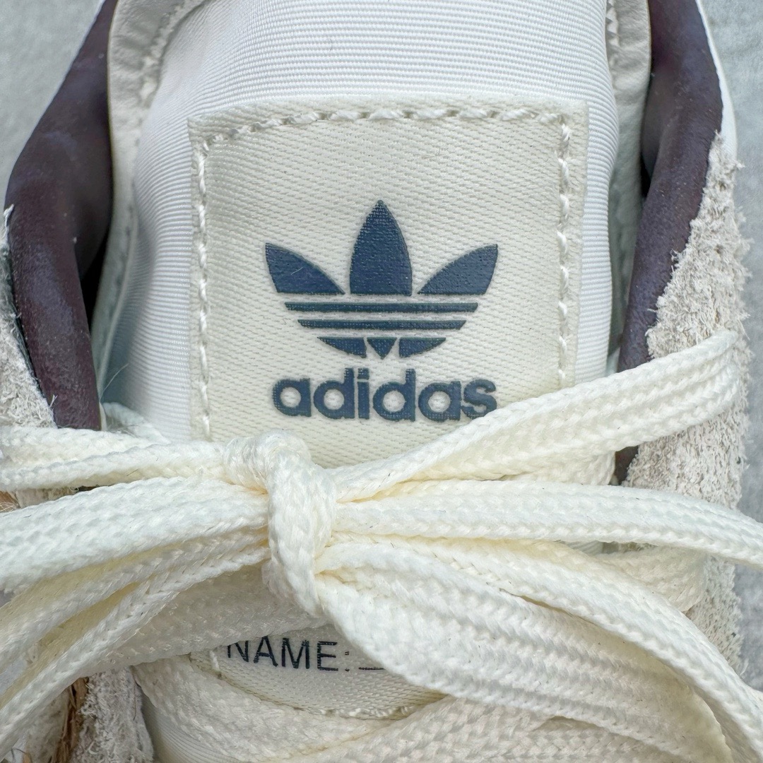 图片[14]-＃KZ神版 AD Original Gazelle Indoor Trainers 瞪羚室内鞋系列低帮复古百搭休闲运动德训风板鞋 IH9985 独家前帮工艺加持 全套原纸板楦头开发 每道工序同步公司流程 确保原汁原味 完美呈现原鞋版型 原厂高频磨具加持 精准内部资源对接 Logo字体百分百还原 原厂特供纳米纤维板 区别市面劣质纸板中底 原厂海玻璃鞋垫 中置乳胶足弓支撑垫 正确3/2横条宽版背胶 一比一鞋头弧度高度鞋身弧度 烫金亮度高频深浅同步原鞋 独家私模最大47.5 半透明橡胶大底 原厂定制长毛翻毛皮组合环保纤维革鞋面 原厂港宝加持定型后跟R度完美 原厂高频磨具加持 Logo字体 凹凸明显 轮廓分明 描漆定位精准 三道杠为尖角45°锯齿状 高频立体感很强 区别圆形锯齿 已最大程度还原公司 欢迎对比 将复古进行到底 简约流畅 三十年不变经典 这款Gazelle运动鞋 无论面料、配色、质感或设计 都只在重现其1991年原款的经典 皮革鞋面 撞色三条纹和鞋跟标的设计 力求呈现90年代的经典复古风潮 Samba火热的同时 也带动了其它的复古鞋型 Gazelle便是其中一只 Gazelle Indoor拥有包边更宽的T字型鞋头 更好的保护运动员的前掌 浓浓的复古氛围感 非常适合现在流行的Cleanfit风格 尺码：35.5 36 36.5 37 38 38.5 39 40 40.5 41 42 42.5 43 44-选品中心