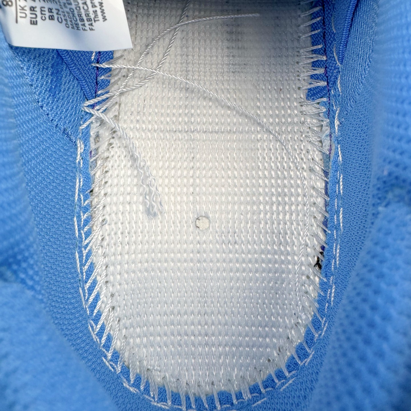 图片[11]-＃KZ神版 NK SB DUNK Low 蓝生胶 FJ1674-401 毫无疑问市场中端王者 全码福利开炸 长期补货价格一步到位 毫无疑问市场中端王者 实力大厂出品 新配色陆续开发 利润个位数只为口碑 全套原纸板楦头开发 确保原汁原味 完美呈现DUNK版型 一比一鞋头弧度高度鞋身弧度 此版本只针对中端市场 皮料材质有所更替 其他数据细节工艺流程均保持一致 绝不口嗨 细节品控鞋型随意对比 独家私模官方第六代原厂航空铝磨具打磨大底 鞋头坡度极致还原 无解鞋型 原盒原配 圈内天花板工艺 原厂玻璃冲刀 超高清洁度 全鞋零毛边皮料切割 原厂中底布点胶 中底布拉帮走线遵循公司 尺码：36 36.5 37.5 38 38.5 39 40 40.5 41 42 42.5 43 44 44.5 45 46 47.5-选品中心