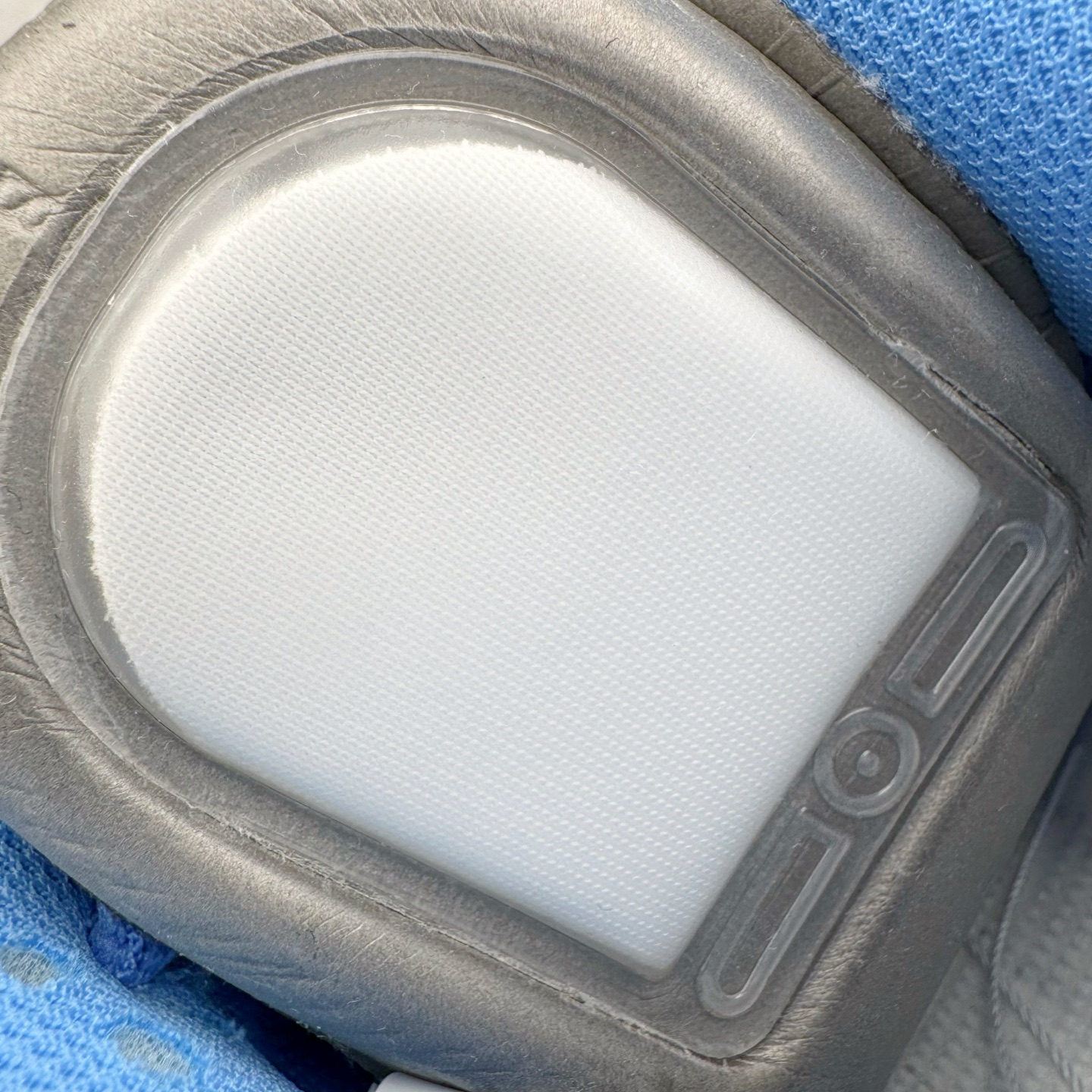 图片[12]-＃KZ神版 NK SB DUNK Low 蓝生胶 FJ1674-401 毫无疑问市场中端王者 全码福利开炸 长期补货价格一步到位 毫无疑问市场中端王者 实力大厂出品 新配色陆续开发 利润个位数只为口碑 全套原纸板楦头开发 确保原汁原味 完美呈现DUNK版型 一比一鞋头弧度高度鞋身弧度 此版本只针对中端市场 皮料材质有所更替 其他数据细节工艺流程均保持一致 绝不口嗨 细节品控鞋型随意对比 独家私模官方第六代原厂航空铝磨具打磨大底 鞋头坡度极致还原 无解鞋型 原盒原配 圈内天花板工艺 原厂玻璃冲刀 超高清洁度 全鞋零毛边皮料切割 原厂中底布点胶 中底布拉帮走线遵循公司 尺码：36 36.5 37.5 38 38.5 39 40 40.5 41 42 42.5 43 44 44.5 45 46 47.5-选品中心