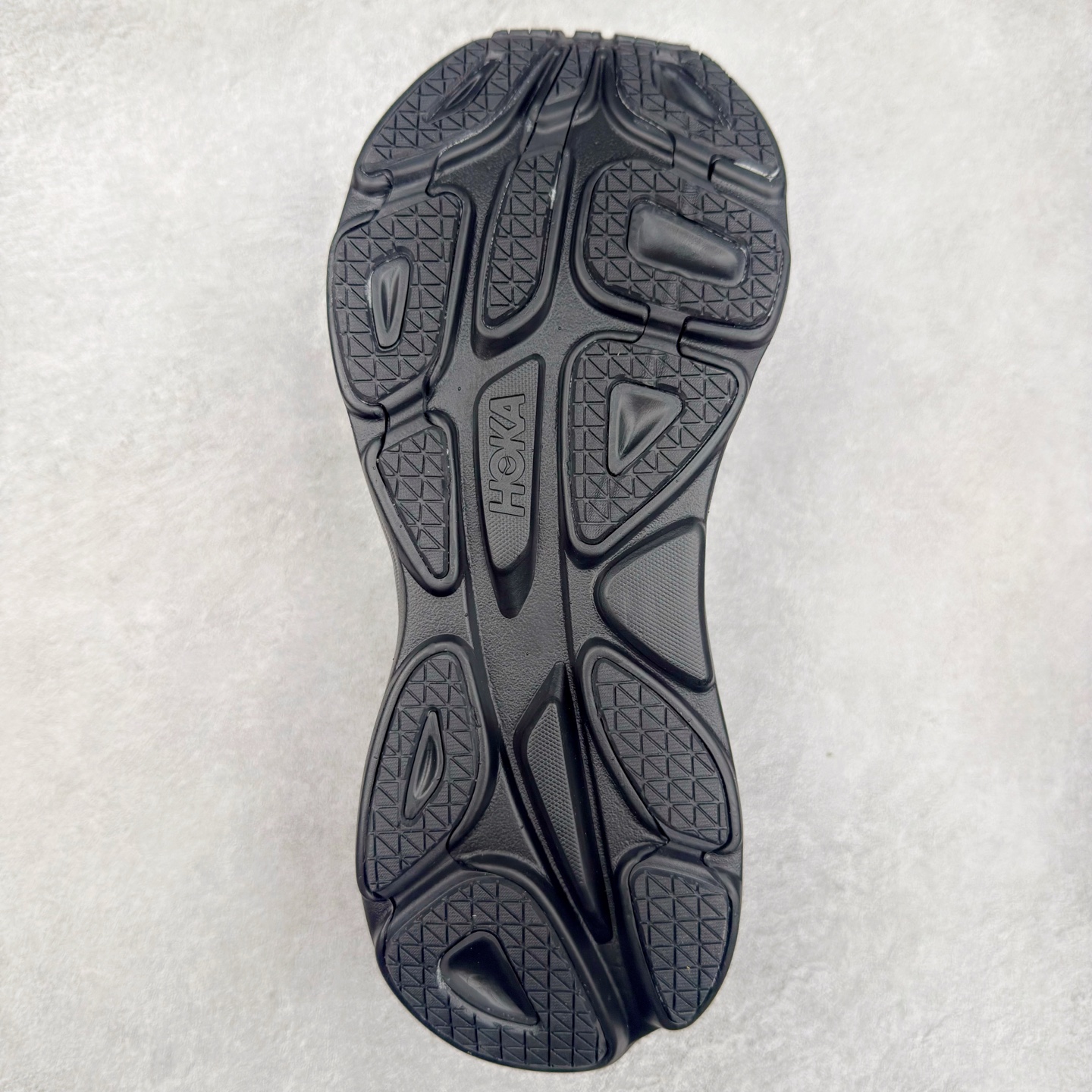 图片[9]-＃HK纯原 HOKA ONE ONE Bondi 8 邦代八代缓震网面耐磨低帮跑步鞋 原始的 Bondi 缓震和线条在这里 提供该特许经营权众所周知的柔软、平衡的乘坐体验 Bondi 使用加长的摇杆微调几何形状 以获得更大的加速度 同时由于采用碳纤维板 还可以提供更平稳的脚趾离地 尺码：36 36.5 37.5 38 38.5 39 40 40.5 41 42 42.5 43 44 44.5 45-选品中心