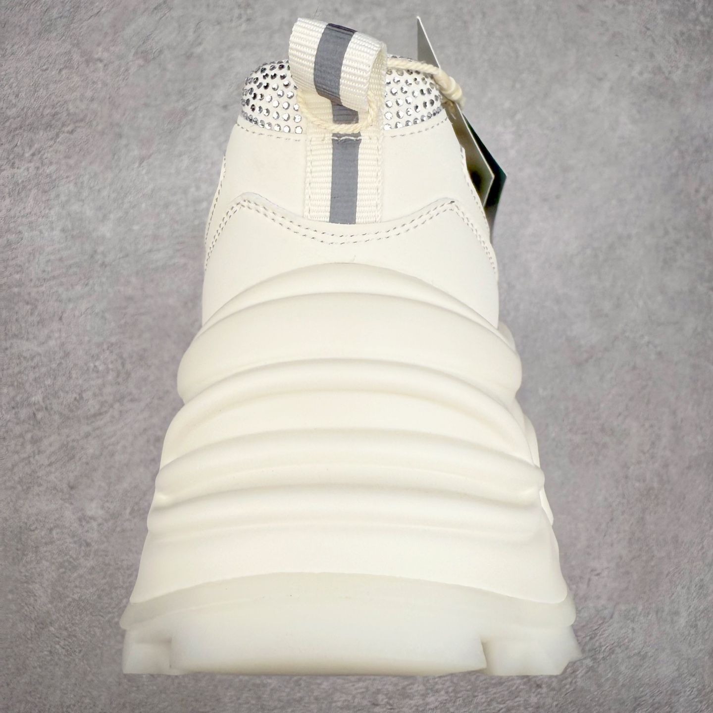 图片[8]-GG-CC 2025新款厚底增高休闲运动老爹鞋系列 广东大厂出品 7CM厚底增高 星河粒子 银白粉色 银角大王 完美细节 25ss春季新款厚底增高 大长腿 时髦look轻松定格 不费力展现率性氛围 高档银盒 酷帅机能风不规则设计大底 拼色造型设计 轻便舒适百搭 GGCC银白配色好温柔 三层组合月牙底 柔软有弹性的月牙底和增加舒适度显腿长的7cm增高 长时间走路和站立都不累脚舒适度和少女感 厚底增高 不管怎么搭都好看~尺码：35 36 37 38 39 40-选品中心