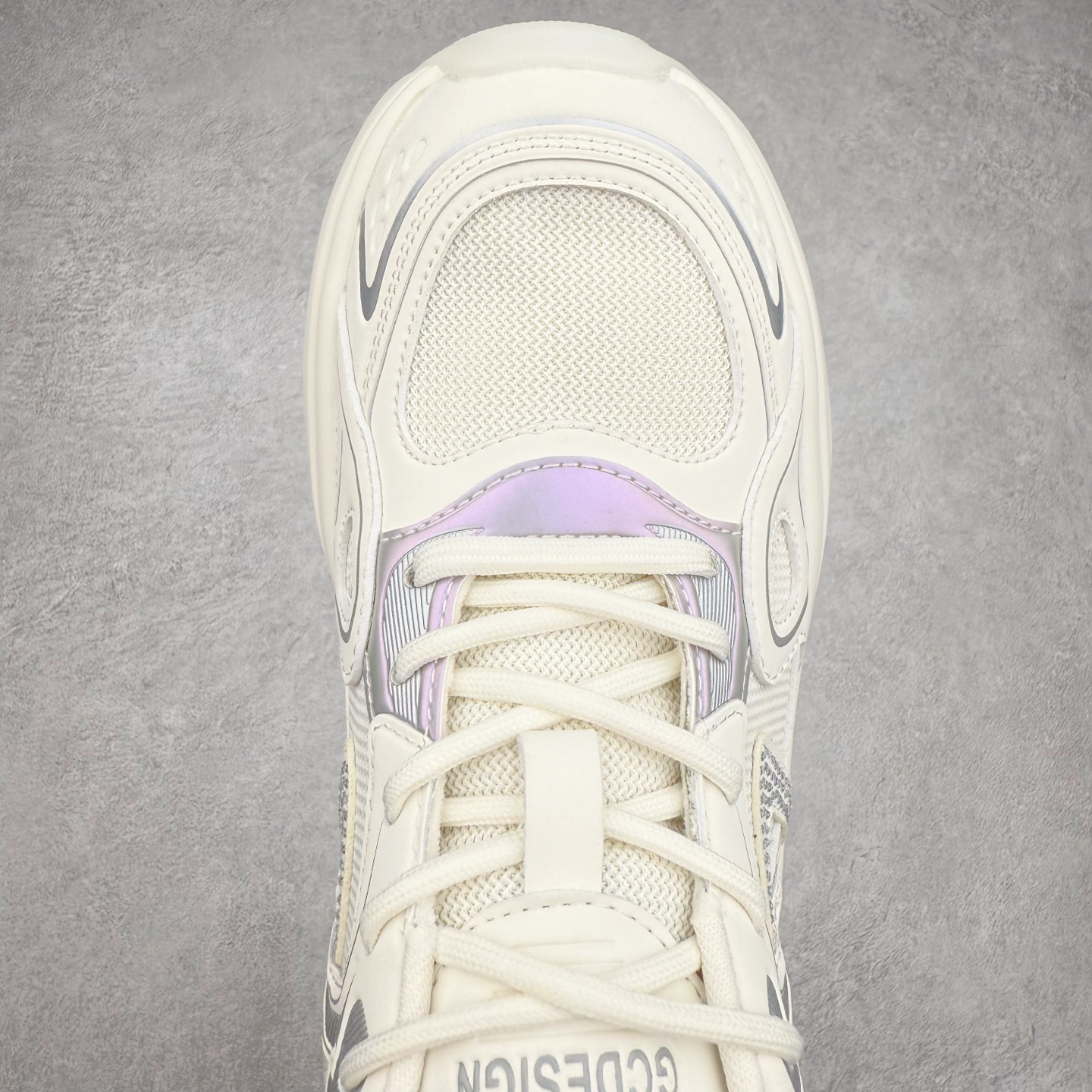 图片[4]-GG-CC 2025新款厚底增高休闲运动老爹鞋系列 广东大厂出品 7CM厚底增高 星河粒子 银白粉色 银角大王 完美细节 25ss春季新款厚底增高 大长腿 时髦look轻松定格 不费力展现率性氛围 高档银盒 酷帅机能风不规则设计大底 拼色造型设计 轻便舒适百搭 GGCC银白配色好温柔 三层组合月牙底 柔软有弹性的月牙底和增加舒适度显腿长的7cm增高 长时间走路和站立都不累脚舒适度和少女感 厚底增高 不管怎么搭都好看~尺码：35 36 37 38 39 40-选品中心