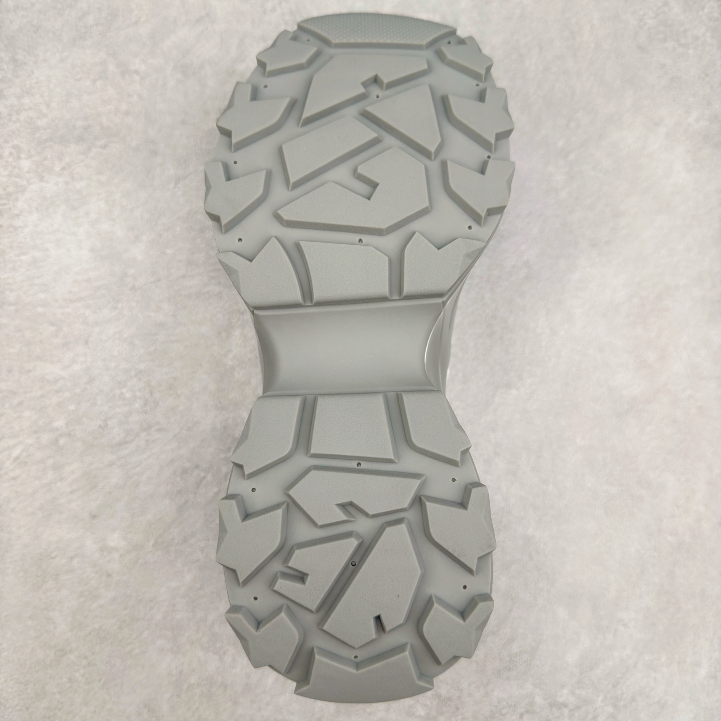 图片[9]-GG-CC 2025新款厚底增高休闲运动老爹鞋系列 广东大厂出品 7CM厚底增高 星河粒子 银白粉色 银角大王 完美细节 25ss春季新款厚底增高 大长腿 时髦look轻松定格 不费力展现率性氛围 高档银盒 酷帅机能风不规则设计大底 拼色造型设计 轻便舒适百搭 GGCC银白配色好温柔 三层组合月牙底 柔软有弹性的月牙底和增加舒适度显腿长的7cm增高 长时间走路和站立都不累脚舒适度和少女感 厚底增高 不管怎么搭都好看~尺码：35 36 37 38 39 40-选品中心