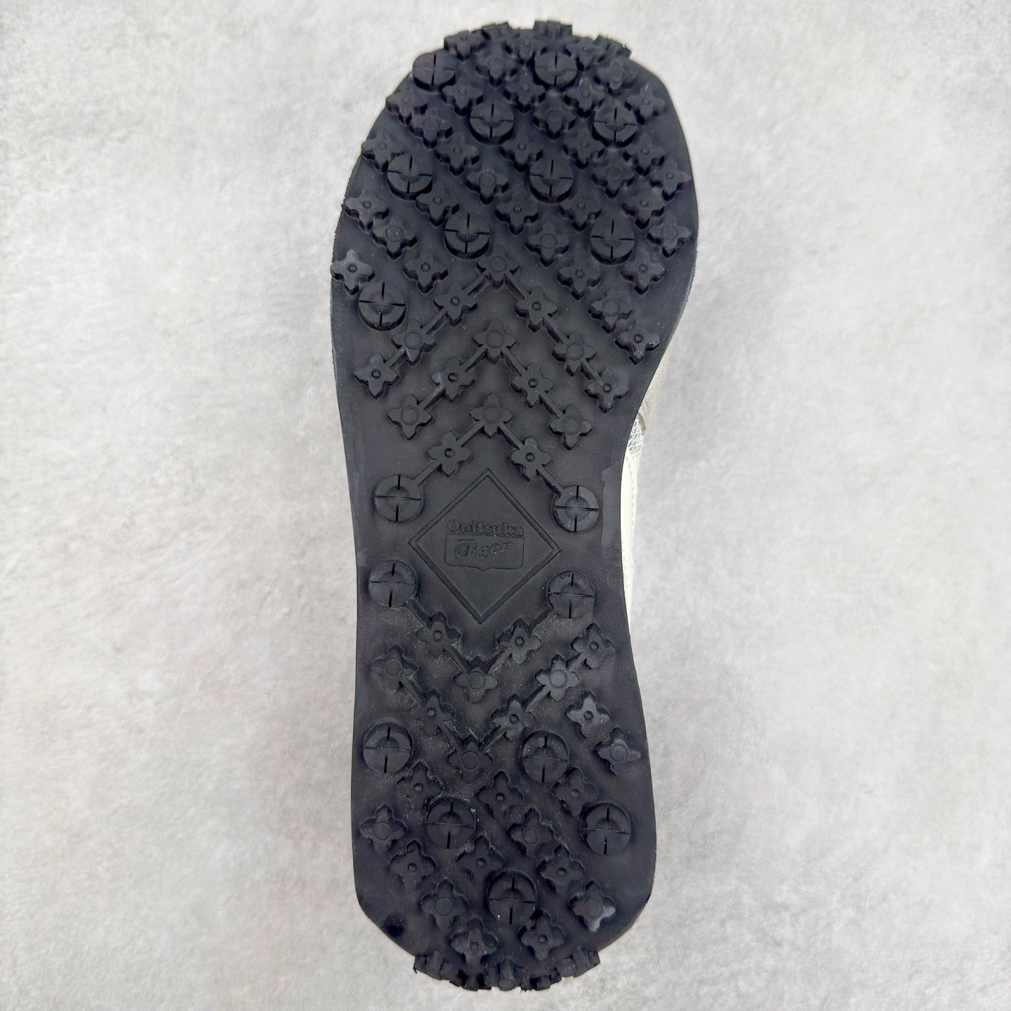 图片[9]-Asics Onitsuka Tiger EDR 78 亚瑟士鬼冢虎系列超舒适缓震复合底包跟鞋休闲运动鞋 尺码：36 37 37.5 38 39 39.5 40 40.5 41 42 42.5 43.5 44 45-选品中心