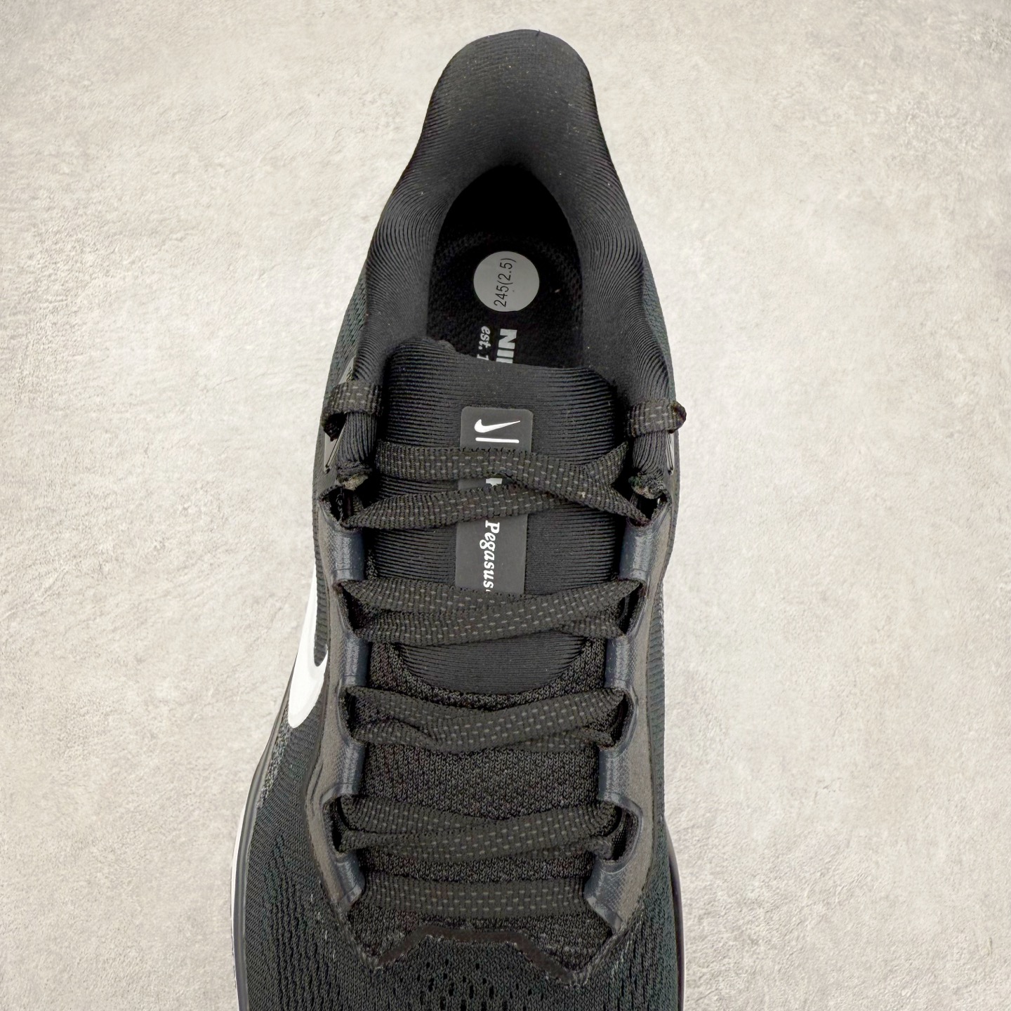 图片[5]-＃TG纯原 NK Zoom Pegasus 飞马41代马拉松系列网面透气缓震疾速跑鞋 独家渠道 市面未流通批次 奥莱直播间499 599一样的东西 碾压市面现存所有版本 公司一样的东西 超值回馈 帮你省钱 拥有 Zoom Air 一如既往的稳定感和流畅感 鞋面采用工程网眼设计 为特定高热区域营造出色透气性 进一步增加鞋面的穿孔数量 让足部能够快速散热 中足搭配 Flywire 飞线 在高速运动时营造舒适稳定的贴合感 内置Zoon气垫加持 动力十足 尺码：36 36.5 37.5 38 38.5 39 40 40.5 41 42 42.5 43 44 44.5 45-选品中心