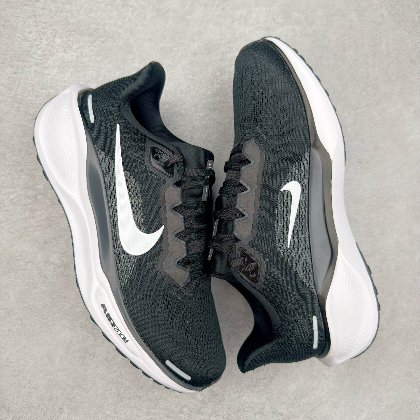 图片[3]-＃TG纯原 NK Zoom Pegasus 飞马41代马拉松系列网面透气缓震疾速跑鞋 独家渠道 市面未流通批次 奥莱直播间499 599一样的东西 碾压市面现存所有版本 公司一样的东西 超值回馈 帮你省钱 拥有 Zoom Air 一如既往的稳定感和流畅感 鞋面采用工程网眼设计 为特定高热区域营造出色透气性 进一步增加鞋面的穿孔数量 让足部能够快速散热 中足搭配 Flywire 飞线 在高速运动时营造舒适稳定的贴合感 内置Zoon气垫加持 动力十足 尺码：36 36.5 37.5 38 38.5 39 40 40.5 41 42 42.5 43 44 44.5 45-选品中心