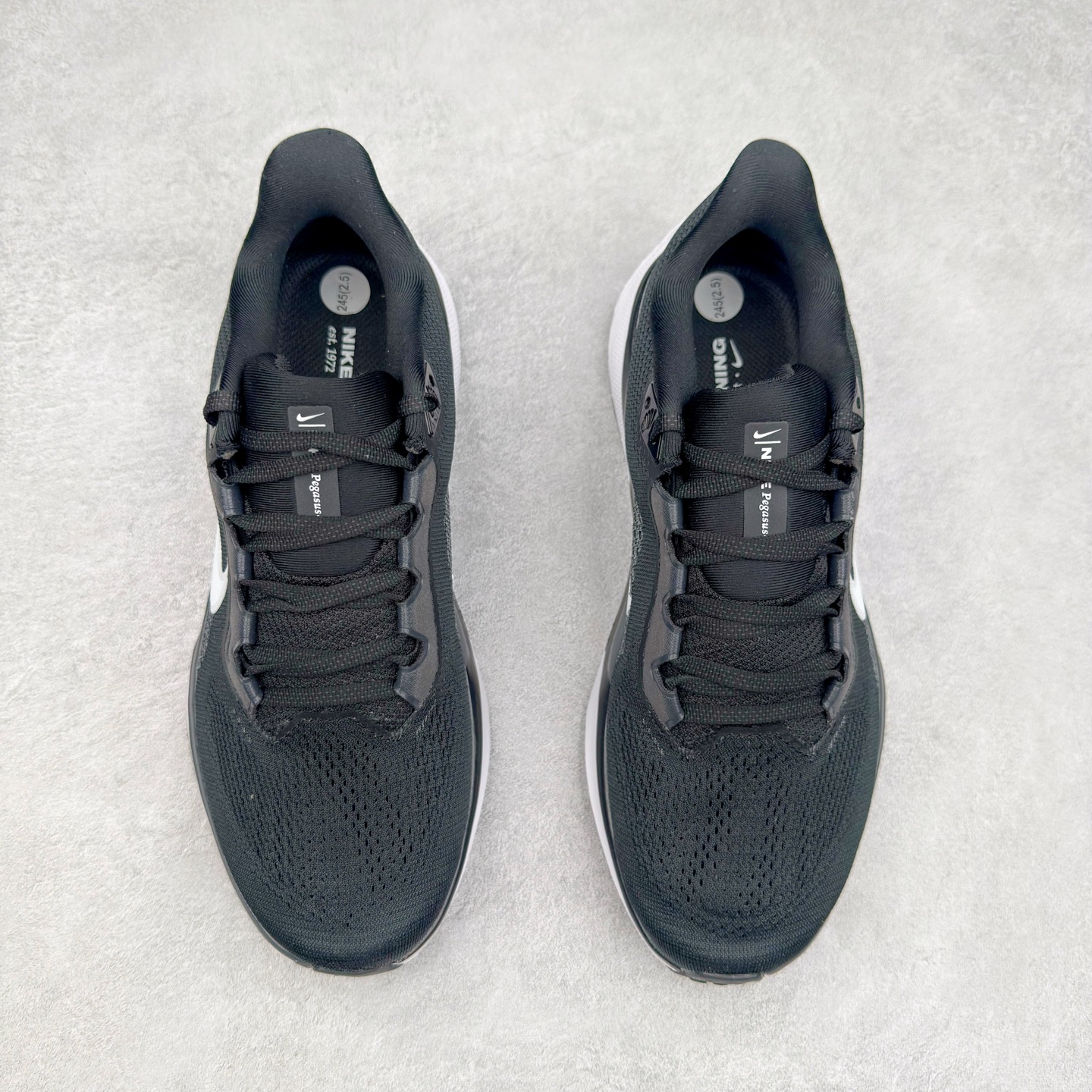 图片[2]-＃TG纯原 NK Zoom Pegasus 飞马41代马拉松系列网面透气缓震疾速跑鞋 独家渠道 市面未流通批次 奥莱直播间499 599一样的东西 碾压市面现存所有版本 公司一样的东西 超值回馈 帮你省钱 拥有 Zoom Air 一如既往的稳定感和流畅感 鞋面采用工程网眼设计 为特定高热区域营造出色透气性 进一步增加鞋面的穿孔数量 让足部能够快速散热 中足搭配 Flywire 飞线 在高速运动时营造舒适稳定的贴合感 内置Zoon气垫加持 动力十足 尺码：36 36.5 37.5 38 38.5 39 40 40.5 41 42 42.5 43 44 44.5 45-选品中心