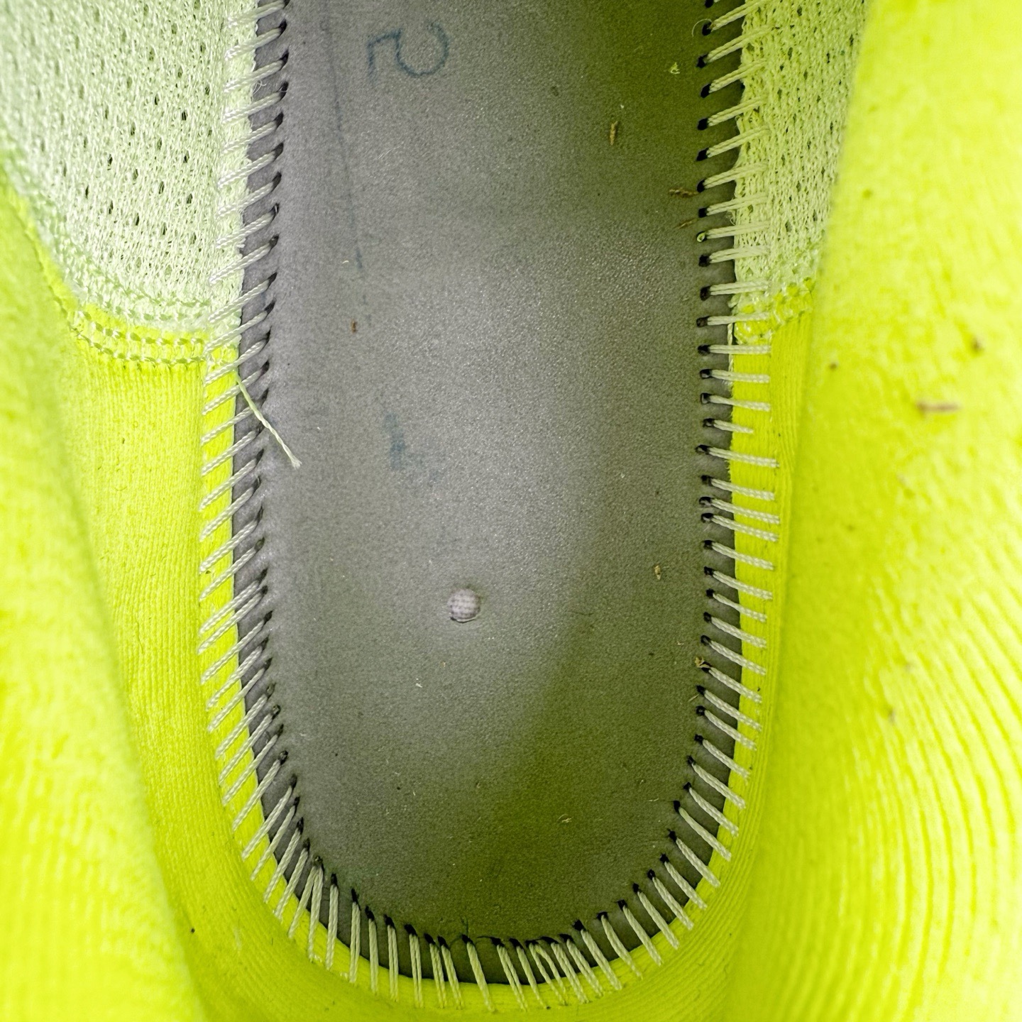 图片[9]-＃TG纯原 NK Zoom Pegasus 飞马41代马拉松系列网面透气缓震疾速跑鞋 独家渠道 市面未流通批次 奥莱直播间499 599一样的东西 碾压市面现存所有版本 公司一样的东西 超值回馈 帮你省钱 拥有 Zoom Air 一如既往的稳定感和流畅感 鞋面采用工程网眼设计 为特定高热区域营造出色透气性 进一步增加鞋面的穿孔数量 让足部能够快速散热 中足搭配 Flywire 飞线 在高速运动时营造舒适稳定的贴合感 内置Zoon气垫加持 动力十足 尺码：36 36.5 37.5 38 38.5 39 40 40.5 41 42 42.5 43 44 44.5 45-选品中心