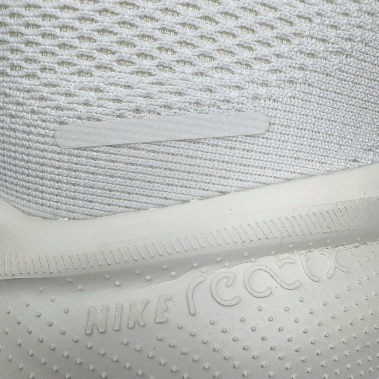 图片[20]-＃TG纯原 NK Zoom Pegasus 飞马41代马拉松系列网面透气缓震疾速跑鞋 独家渠道 市面未流通批次 奥莱直播间499 599一样的东西 碾压市面现存所有版本 公司一样的东西 超值回馈 帮你省钱 拥有 Zoom Air 一如既往的稳定感和流畅感 鞋面采用工程网眼设计 为特定高热区域营造出色透气性 进一步增加鞋面的穿孔数量 让足部能够快速散热 中足搭配 Flywire 飞线 在高速运动时营造舒适稳定的贴合感 内置Zoon气垫加持 动力十足 尺码：36 36.5 37.5 38 38.5 39 40 40.5 41 42 42.5 43 44 44.5 45-选品中心