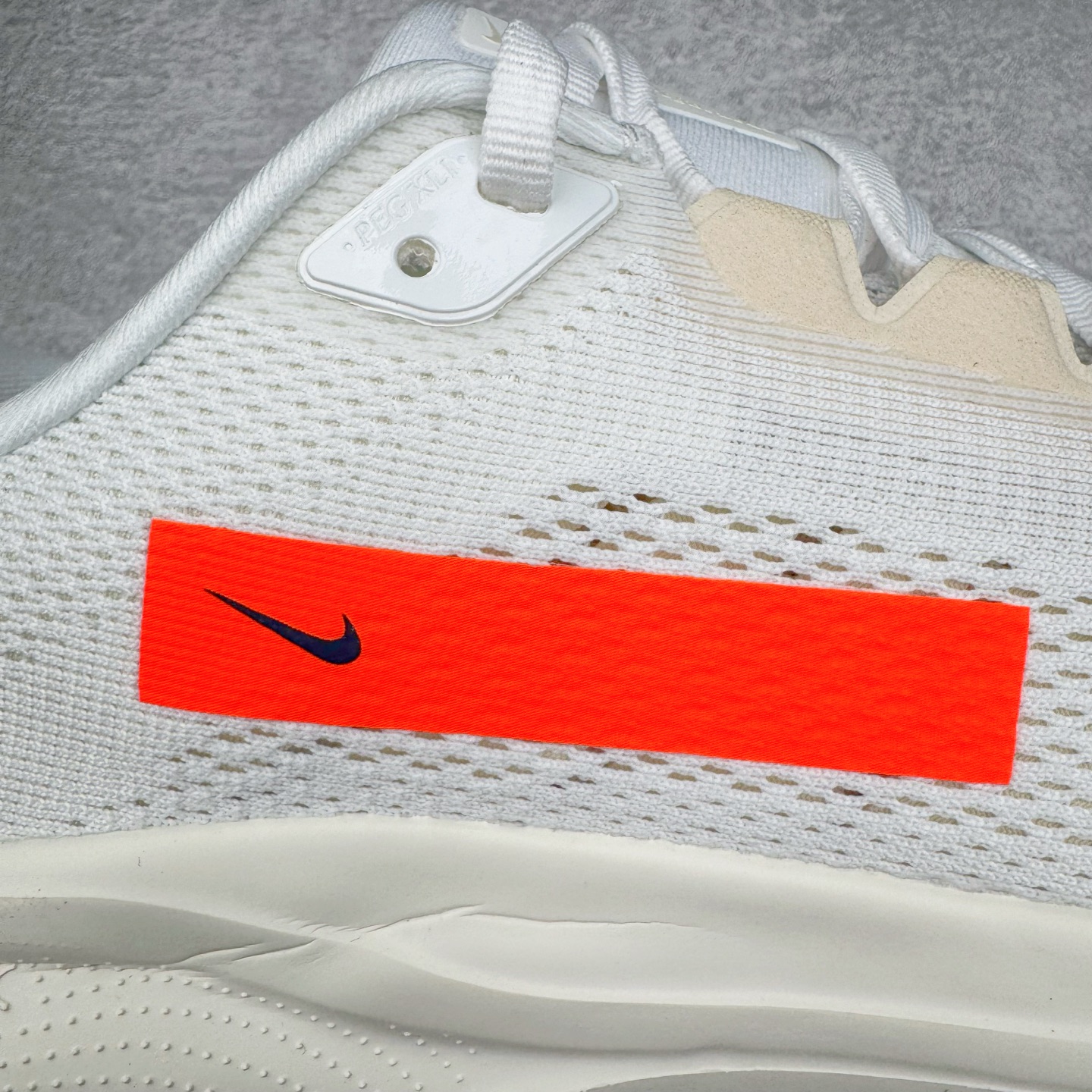 图片[21]-＃TG纯原 NK Zoom Pegasus 飞马41代马拉松系列网面透气缓震疾速跑鞋 独家渠道 市面未流通批次 奥莱直播间499 599一样的东西 碾压市面现存所有版本 公司一样的东西 超值回馈 帮你省钱 拥有 Zoom Air 一如既往的稳定感和流畅感 鞋面采用工程网眼设计 为特定高热区域营造出色透气性 进一步增加鞋面的穿孔数量 让足部能够快速散热 中足搭配 Flywire 飞线 在高速运动时营造舒适稳定的贴合感 内置Zoon气垫加持 动力十足 尺码：36 36.5 37.5 38 38.5 39 40 40.5 41 42 42.5 43 44 44.5 45-选品中心