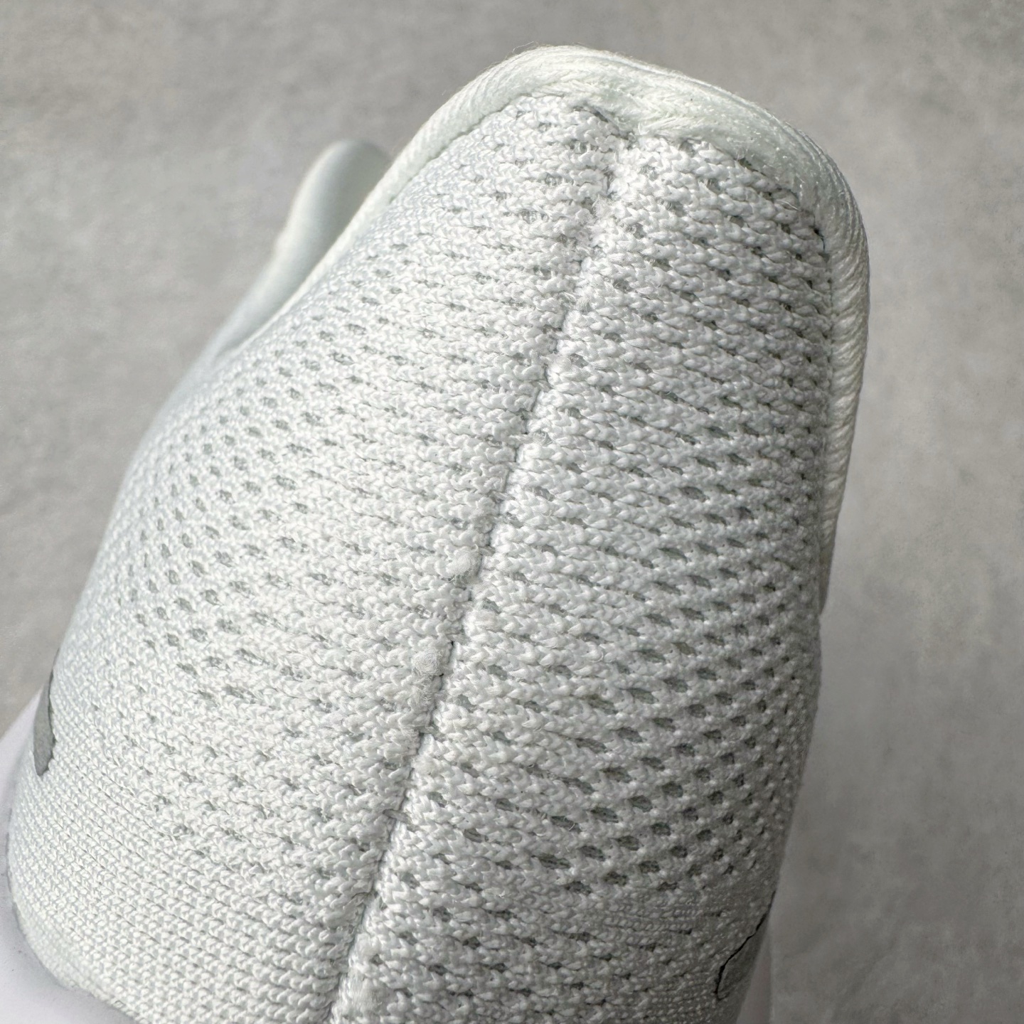 图片[14]-＃TG纯原 NK Zoom Pegasus 飞马41代马拉松系列网面透气缓震疾速跑鞋 独家渠道 市面未流通批次 奥莱直播间499 599一样的东西 碾压市面现存所有版本 公司一样的东西 超值回馈 帮你省钱 拥有 Zoom Air 一如既往的稳定感和流畅感 鞋面采用工程网眼设计 为特定高热区域营造出色透气性 进一步增加鞋面的穿孔数量 让足部能够快速散热 中足搭配 Flywire 飞线 在高速运动时营造舒适稳定的贴合感 内置Zoon气垫加持 动力十足 尺码：36 36.5 37.5 38 38.5 39 40 40.5 41 42 42.5 43 44 44.5 45-选品中心