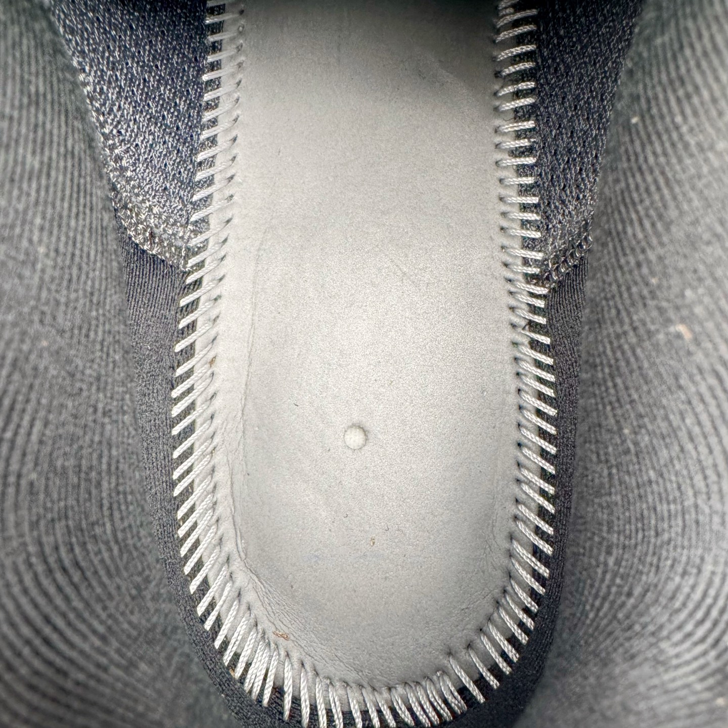 图片[10]-＃TG纯原 NK Zoom Pegasus 飞马41代马拉松系列网面透气缓震疾速跑鞋 独家渠道 市面未流通批次 奥莱直播间499 599一样的东西 碾压市面现存所有版本 公司一样的东西 超值回馈 帮你省钱 拥有 Zoom Air 一如既往的稳定感和流畅感 鞋面采用工程网眼设计 为特定高热区域营造出色透气性 进一步增加鞋面的穿孔数量 让足部能够快速散热 中足搭配 Flywire 飞线 在高速运动时营造舒适稳定的贴合感 内置Zoon气垫加持 动力十足 尺码：36 36.5 37.5 38 38.5 39 40 40.5 41 42 42.5 43 44 44.5 45-选品中心