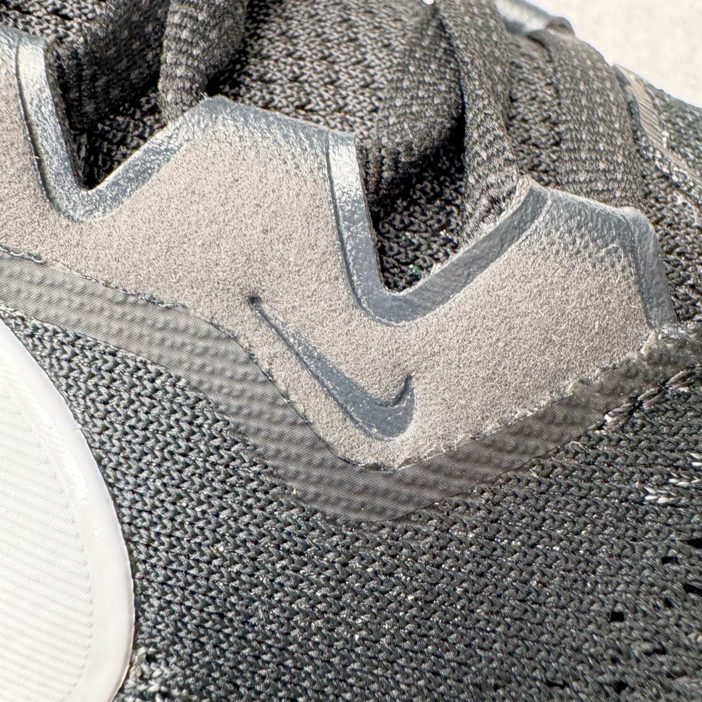 图片[19]-＃TG纯原 NK Zoom Pegasus 飞马41代马拉松系列网面透气缓震疾速跑鞋 独家渠道 市面未流通批次 奥莱直播间499 599一样的东西 碾压市面现存所有版本 公司一样的东西 超值回馈 帮你省钱 拥有 Zoom Air 一如既往的稳定感和流畅感 鞋面采用工程网眼设计 为特定高热区域营造出色透气性 进一步增加鞋面的穿孔数量 让足部能够快速散热 中足搭配 Flywire 飞线 在高速运动时营造舒适稳定的贴合感 内置Zoon气垫加持 动力十足 尺码：36 36.5 37.5 38 38.5 39 40 40.5 41 42 42.5 43 44 44.5 45-选品中心