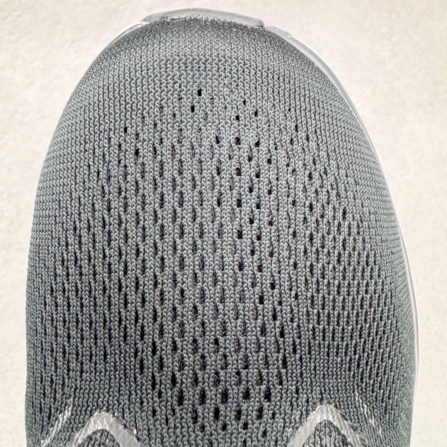 图片[21]-＃TG纯原 NK Zoom Pegasus 飞马41代马拉松系列网面透气缓震疾速跑鞋 独家渠道 市面未流通批次 奥莱直播间499 599一样的东西 碾压市面现存所有版本 公司一样的东西 超值回馈 帮你省钱 拥有 Zoom Air 一如既往的稳定感和流畅感 鞋面采用工程网眼设计 为特定高热区域营造出色透气性 进一步增加鞋面的穿孔数量 让足部能够快速散热 中足搭配 Flywire 飞线 在高速运动时营造舒适稳定的贴合感 内置Zoon气垫加持 动力十足 尺码：36 36.5 37.5 38 38.5 39 40 40.5 41 42 42.5 43 44 44.5 45-选品中心