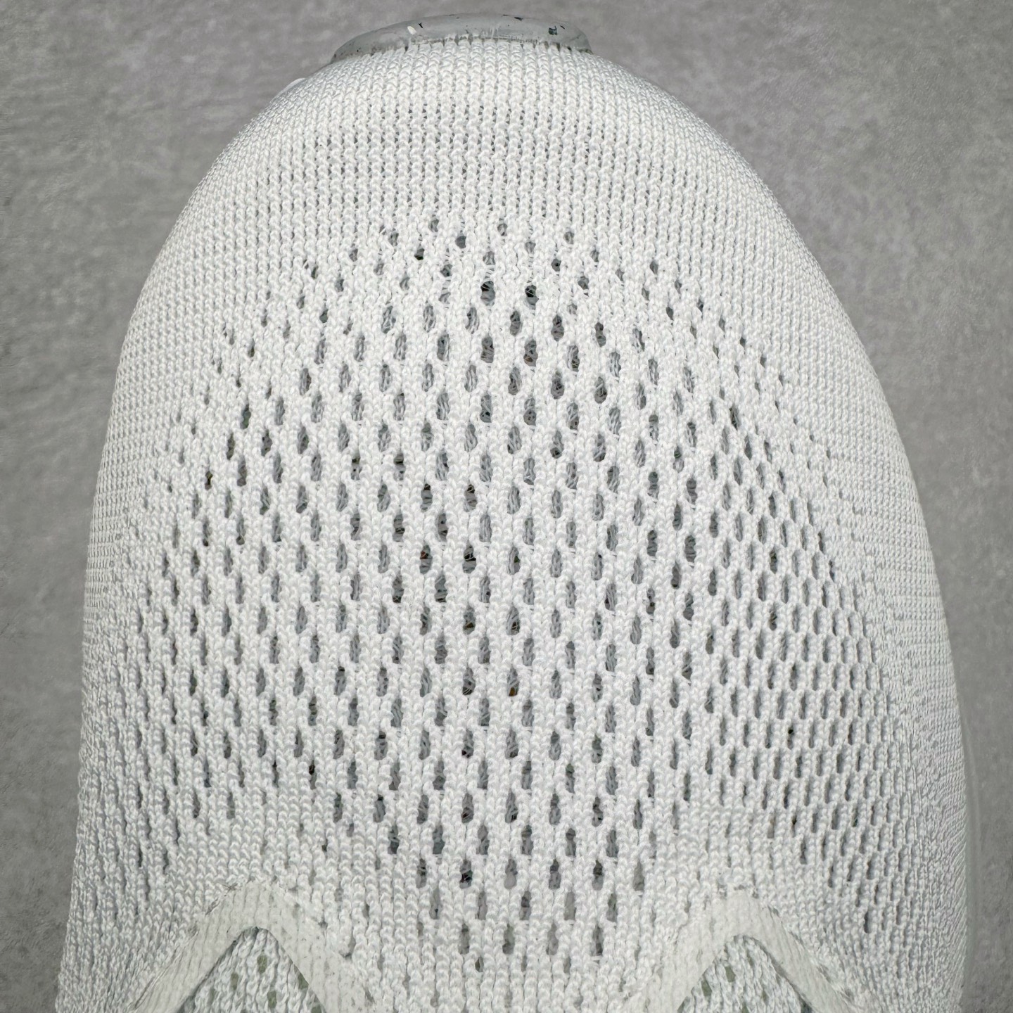 图片[17]-＃TG纯原 NK Zoom Pegasus 飞马41代马拉松系列网面透气缓震疾速跑鞋 独家渠道 市面未流通批次 奥莱直播间499 599一样的东西 碾压市面现存所有版本 公司一样的东西 超值回馈 帮你省钱 拥有 Zoom Air 一如既往的稳定感和流畅感 鞋面采用工程网眼设计 为特定高热区域营造出色透气性 进一步增加鞋面的穿孔数量 让足部能够快速散热 中足搭配 Flywire 飞线 在高速运动时营造舒适稳定的贴合感 内置Zoon气垫加持 动力十足 尺码：36 36.5 37.5 38 38.5 39 40 40.5 41 42 42.5 43 44 44.5 45-选品中心