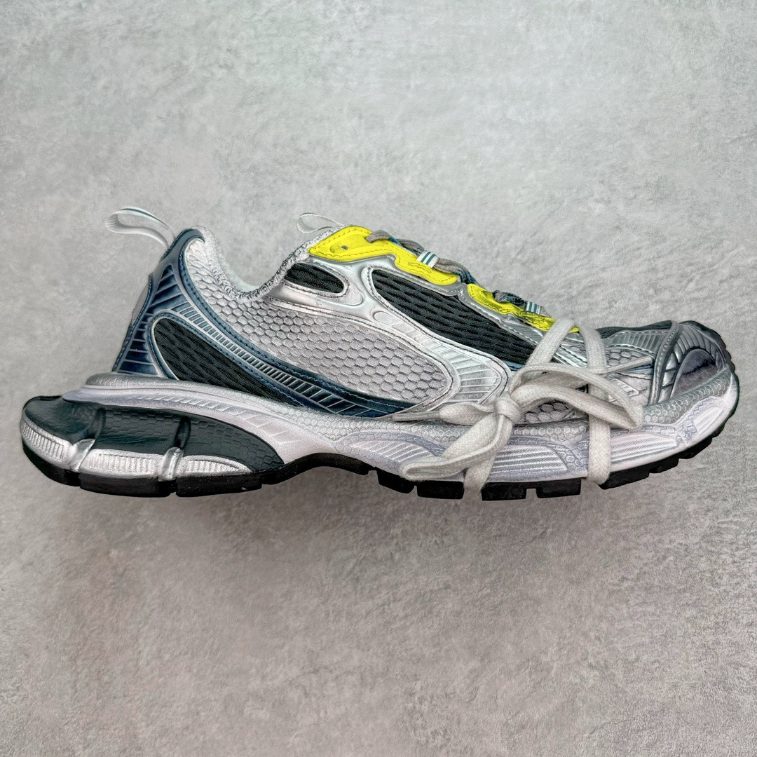 图片[8]-＃TG福利特价 BALENCIAGA 3XL Sneakers 巴黎世家十代网布系带低帮走秀复古老爹鞋 配套套现全码福利开炸 长期补货价格一步到位 市场中端王者 欢迎对比 实力大厂成熟流水线出品 品控完美 免检产品 新配色陆续开发 全套原纸板楦头开发 完美版型 鞋头边缘和后帮徽标 鞋面和后跟凸印尺码 鞋舌 3XL 橡胶品牌标识和反光细节 鞋帮拉袢和鞋舌拉祥 配反光细节 备用鞋带在鞋履前侧 可在穿着前取下 便于不同造型搭配 注意运费超重 偏大一码 尺码：35 36 37 38 39 40 41 42 43 44 45 46-选品中心