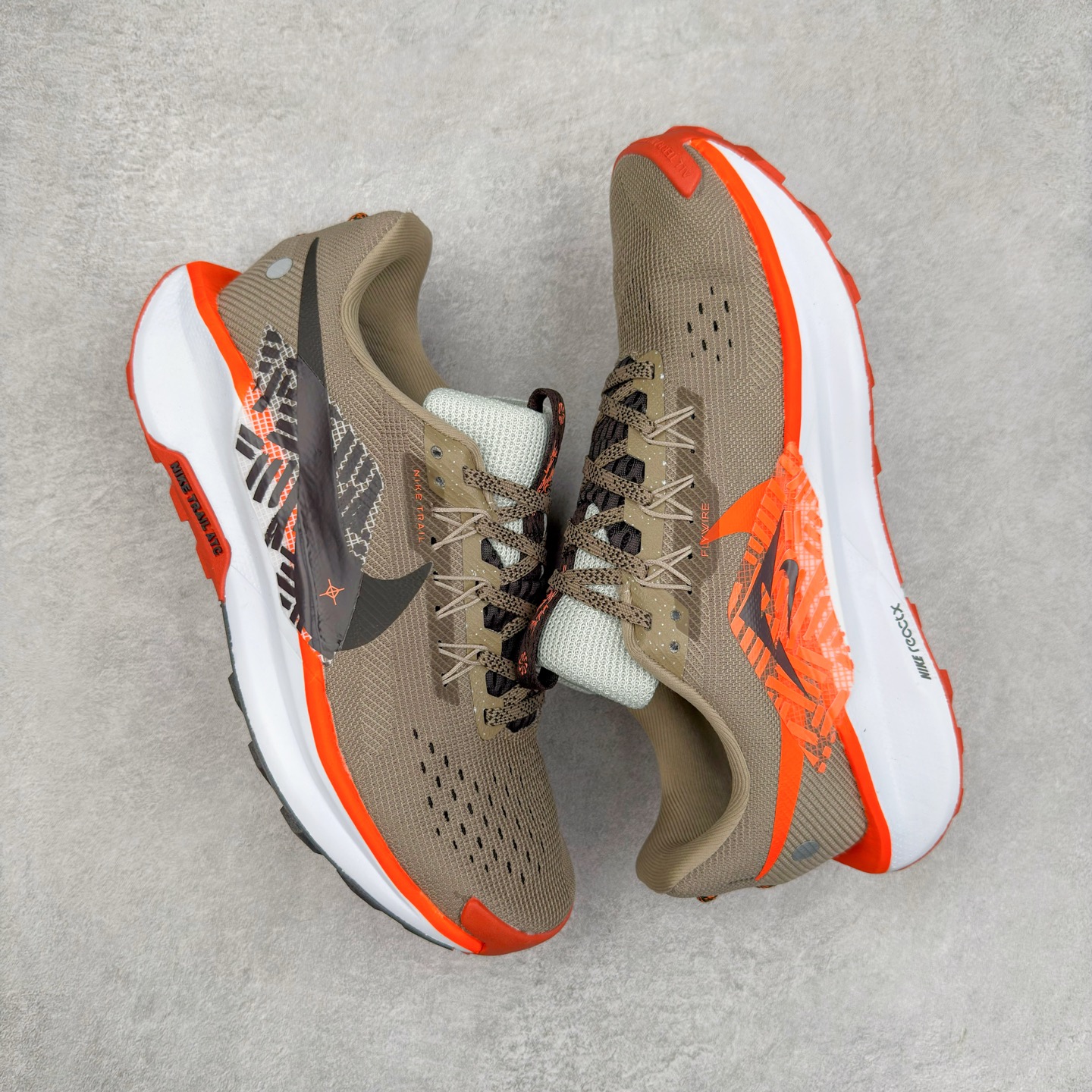 图片[3]-＃福利特价 NK JUNIPER TRAIL ATC Next Nature 越野跑步鞋 登月兼顾迅疾外观和稳固脚感 后跟覆面和中足动态支撑巧妙融合 缔造稳定顺畅的迈步体验 尺码：36 36.5 37.5 38 38.5 39 40 40.5 41 42 42.5 43 44 44.5 45-选品中心