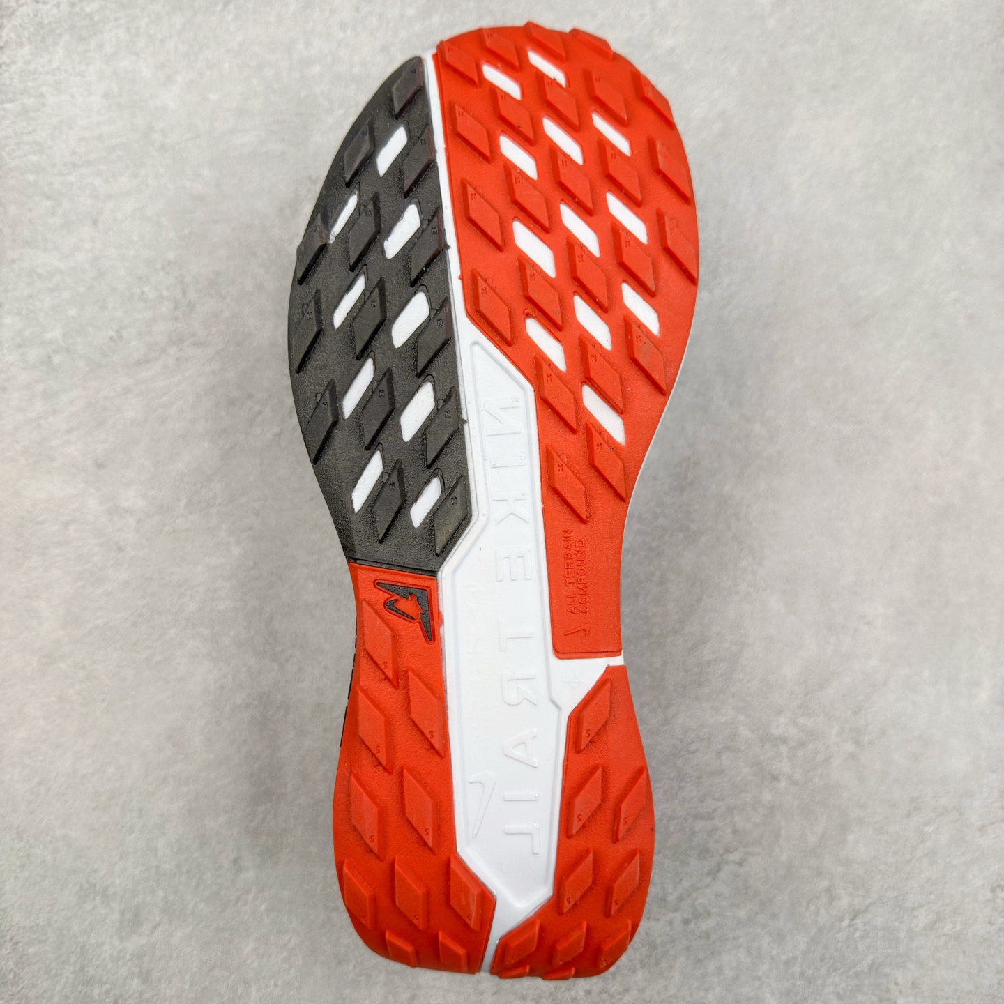 图片[9]-＃福利特价 NK JUNIPER TRAIL ATC Next Nature 越野跑步鞋 登月兼顾迅疾外观和稳固脚感 后跟覆面和中足动态支撑巧妙融合 缔造稳定顺畅的迈步体验 尺码：36 36.5 37.5 38 38.5 39 40 40.5 41 42 42.5 43 44 44.5 45-选品中心