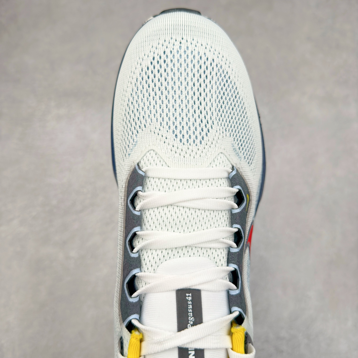 图片[4]-＃TG纯原 NK Zoom Pegasus 飞马41代马拉松系列网面透气缓震疾速跑鞋 独家渠道 市面未流通批次 奥莱直播间499 599一样的东西 碾压市面现存所有版本 公司一样的东西 超值回馈 帮你省钱 拥有 Zoom Air 一如既往的稳定感和流畅感 鞋面采用工程网眼设计 为特定高热区域营造出色透气性 进一步增加鞋面的穿孔数量 让足部能够快速散热 中足搭配 Flywire 飞线 在高速运动时营造舒适稳定的贴合感 内置Zoon气垫加持 动力十足 尺码：36 36.5 37.5 38 38.5 39 40 40.5 41 42 42.5 43 44 44.5 45-选品中心