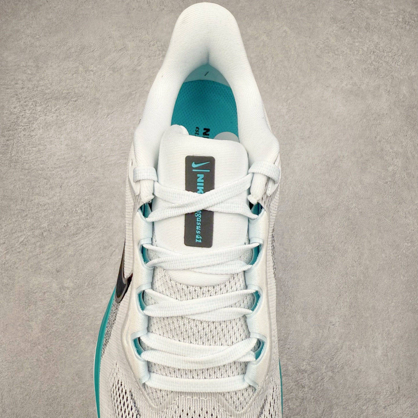 图片[5]-＃TG纯原 NK Zoom Pegasus 飞马41代马拉松系列网面透气缓震疾速跑鞋 独家渠道 市面未流通批次 奥莱直播间499 599一样的东西 碾压市面现存所有版本 公司一样的东西 超值回馈 帮你省钱 拥有 Zoom Air 一如既往的稳定感和流畅感 鞋面采用工程网眼设计 为特定高热区域营造出色透气性 进一步增加鞋面的穿孔数量 让足部能够快速散热 中足搭配 Flywire 飞线 在高速运动时营造舒适稳定的贴合感 内置Zoon气垫加持 动力十足 尺码：36 36.5 37.5 38 38.5 39 40 40.5 41 42 42.5 43 44 44.5 45-选品中心