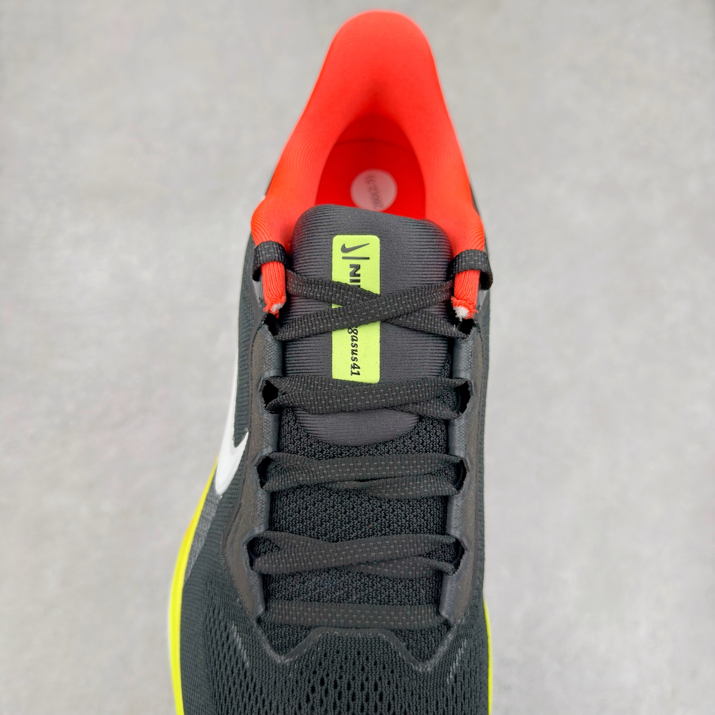 图片[5]-＃TG纯原 NK Zoom Pegasus 飞马41代马拉松系列网面透气缓震疾速跑鞋 独家渠道 市面未流通批次 奥莱直播间499 599一样的东西 碾压市面现存所有版本 公司一样的东西 超值回馈 帮你省钱 拥有 Zoom Air 一如既往的稳定感和流畅感 鞋面采用工程网眼设计 为特定高热区域营造出色透气性 进一步增加鞋面的穿孔数量 让足部能够快速散热 中足搭配 Flywire 飞线 在高速运动时营造舒适稳定的贴合感 内置Zoon气垫加持 动力十足 尺码：36 36.5 37.5 38 38.5 39 40 40.5 41 42 42.5 43 44 44.5 45-选品中心